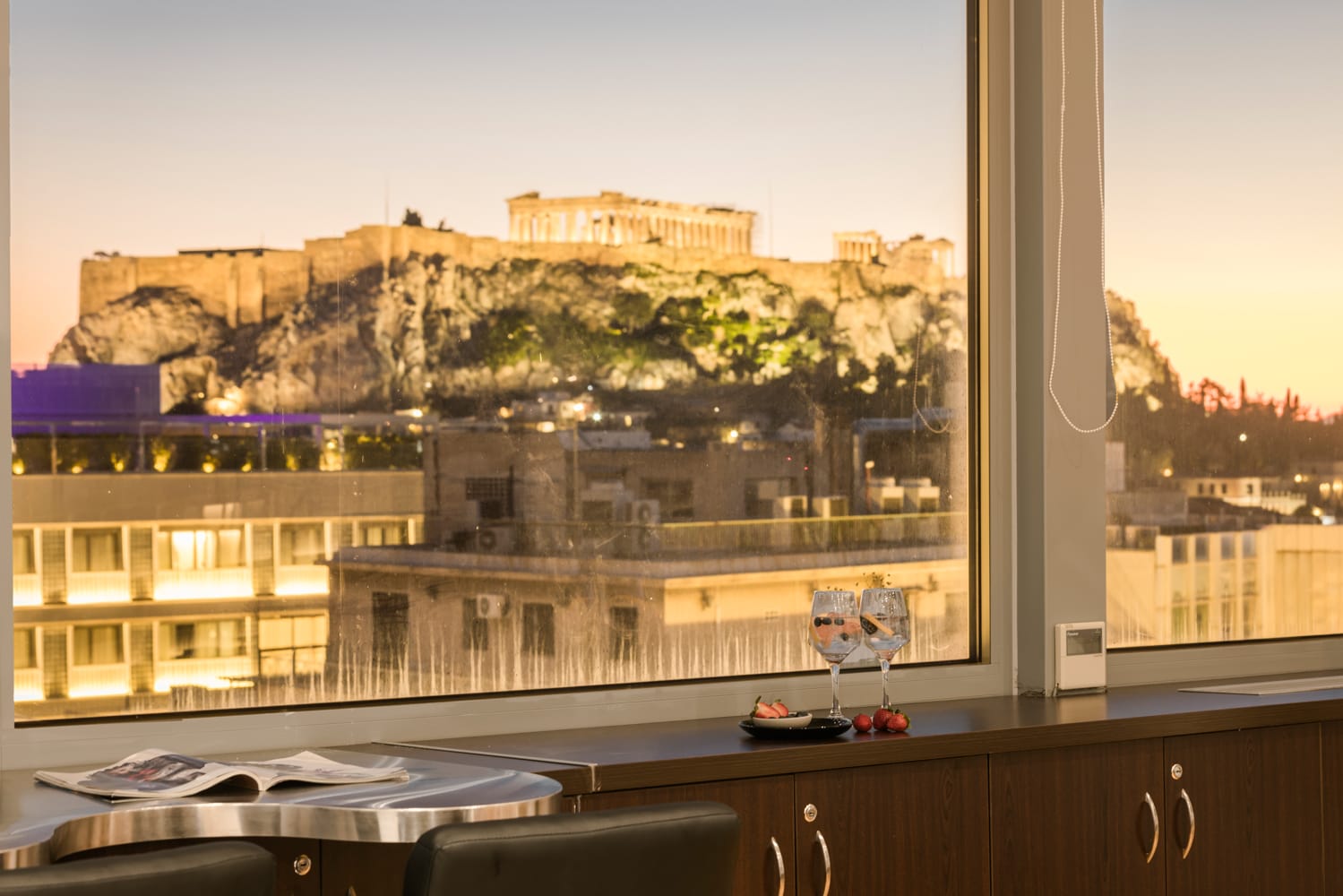 Acropolis Suites Troulanda