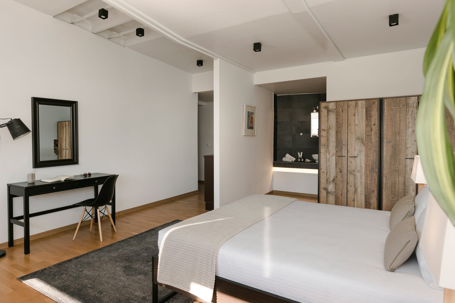Acropolis Suites Troulanda
