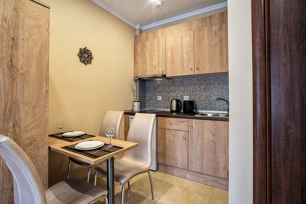 Valery Apartments Pefkohori
