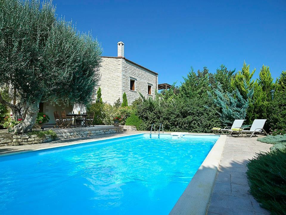 Vederi Estate