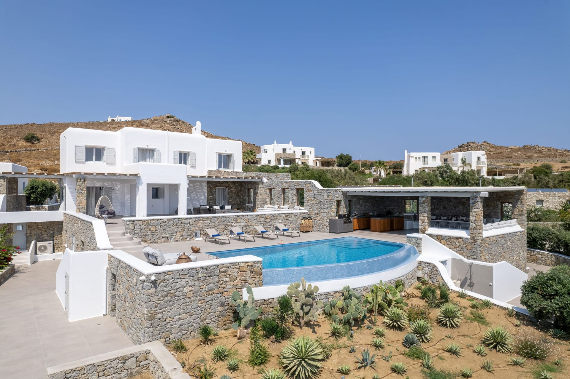 Villa Hadi