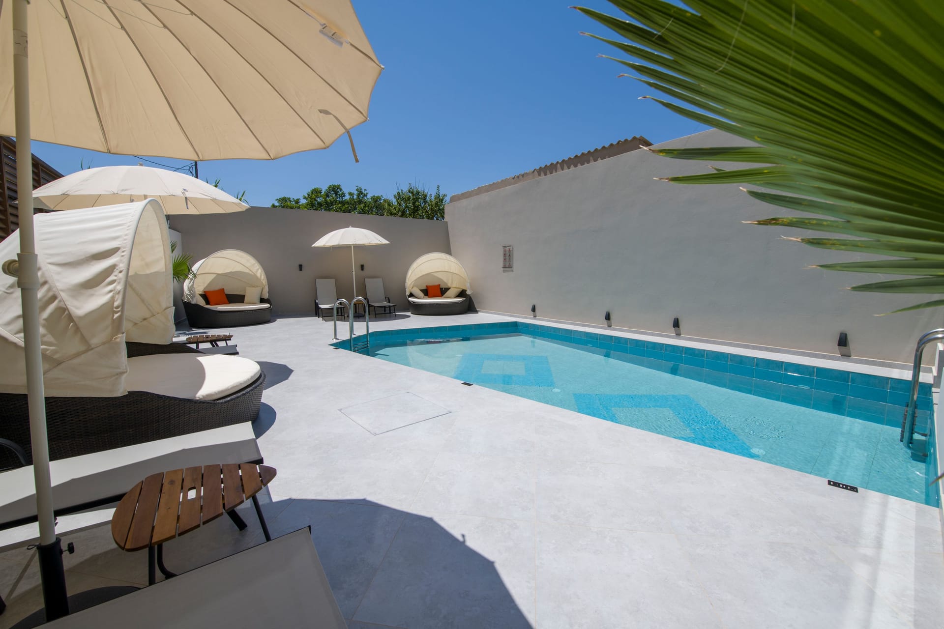 xSuites