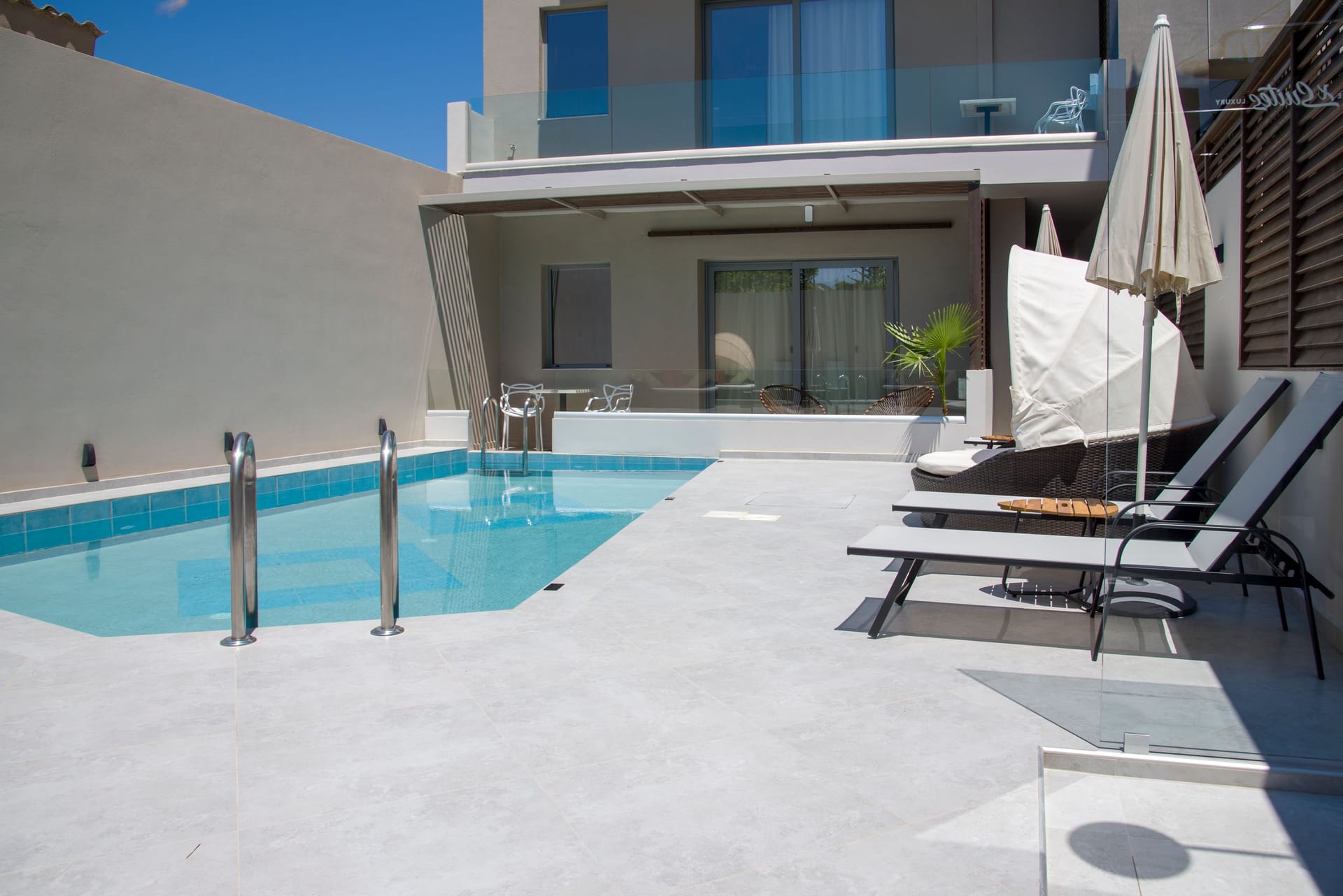xSuites