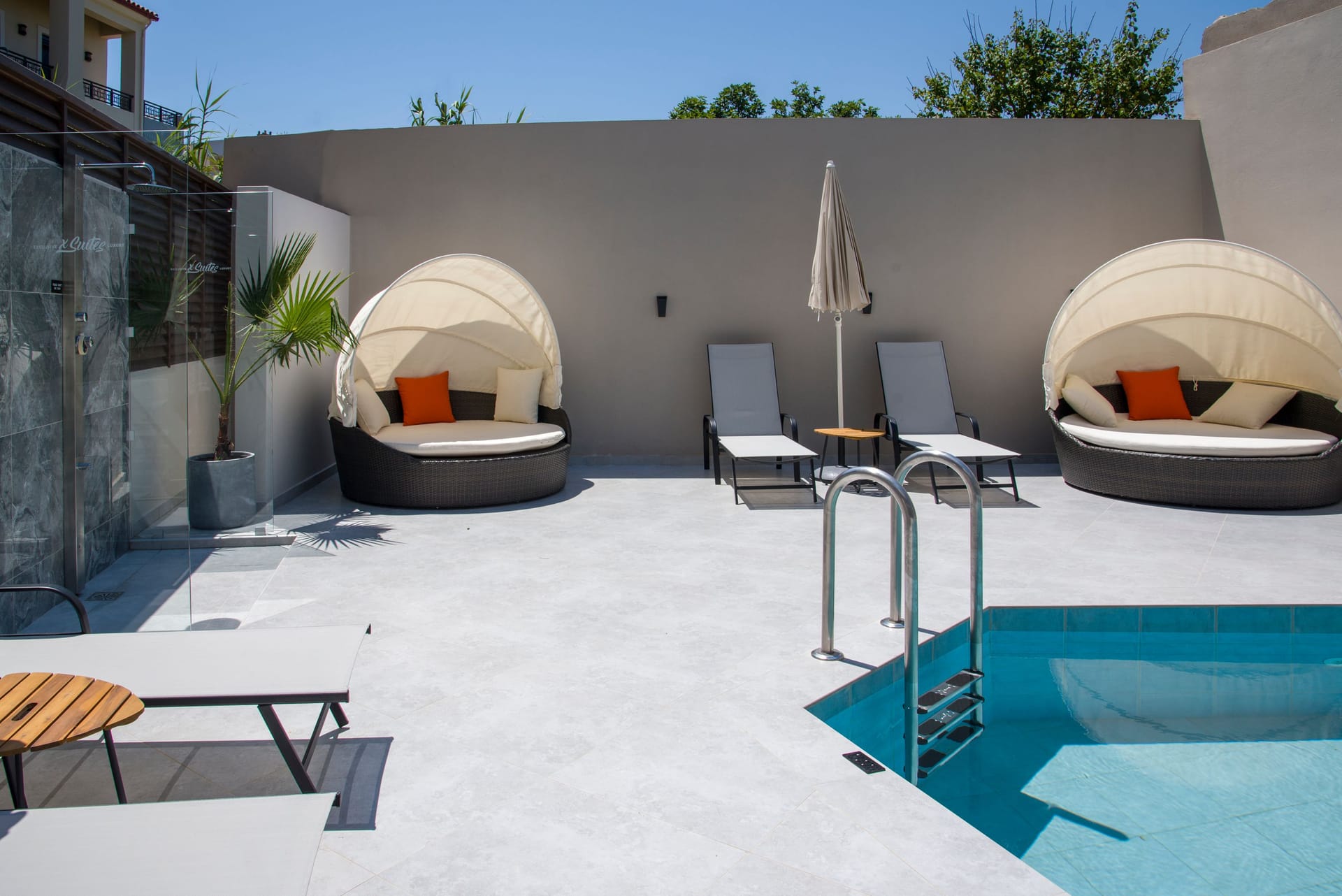 xSuites