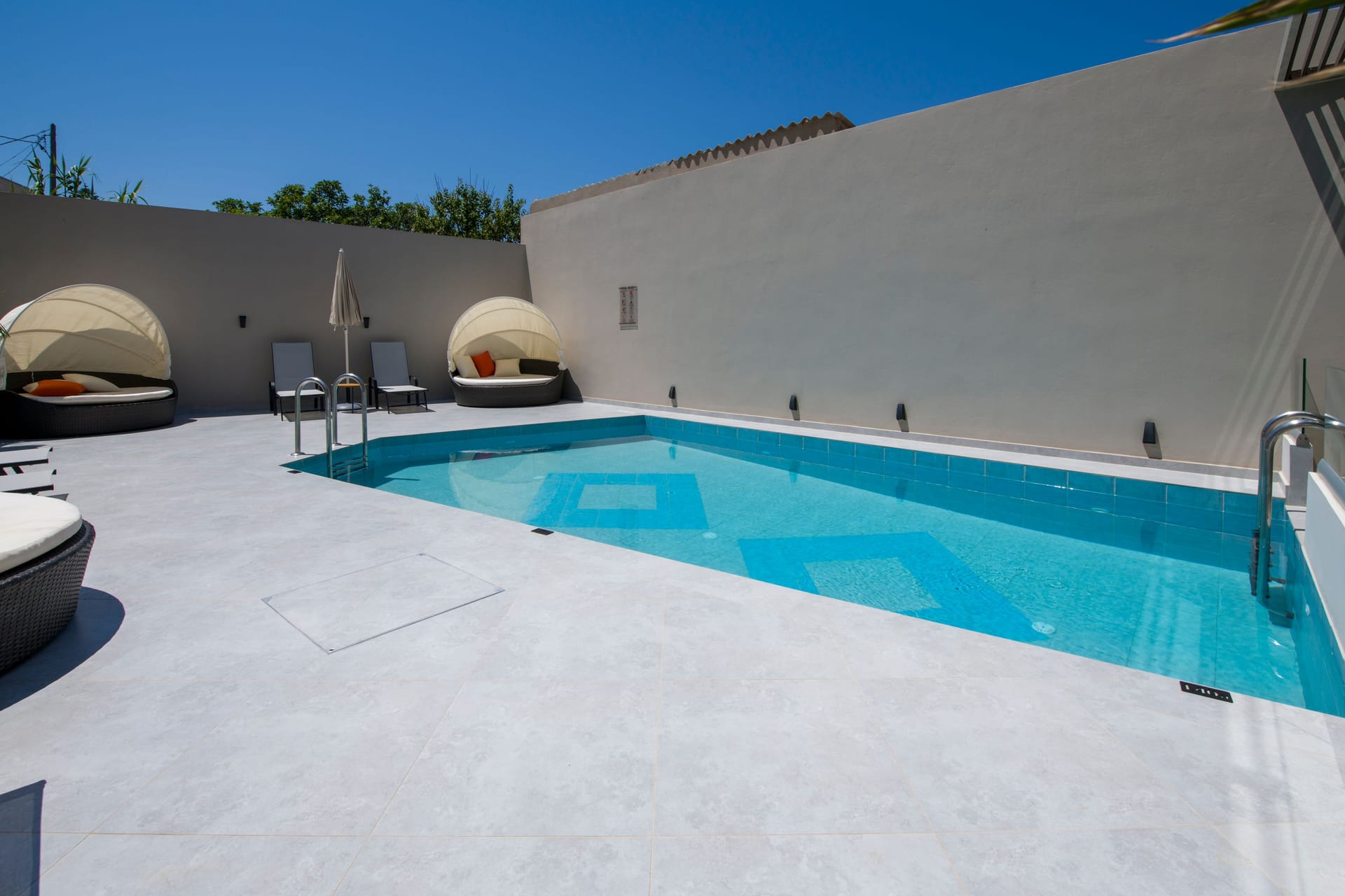 xSuites
