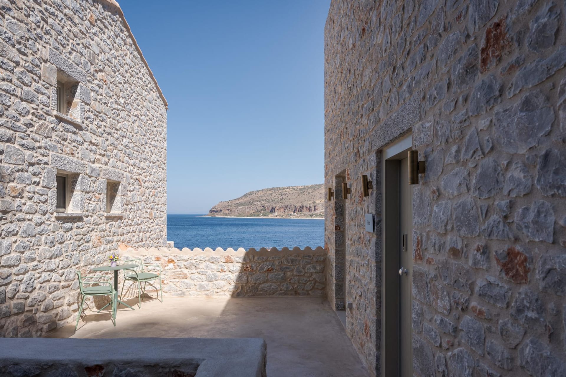 Yerma Suites Limeni