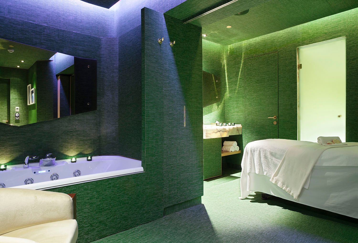 NEW Hotel Athens
