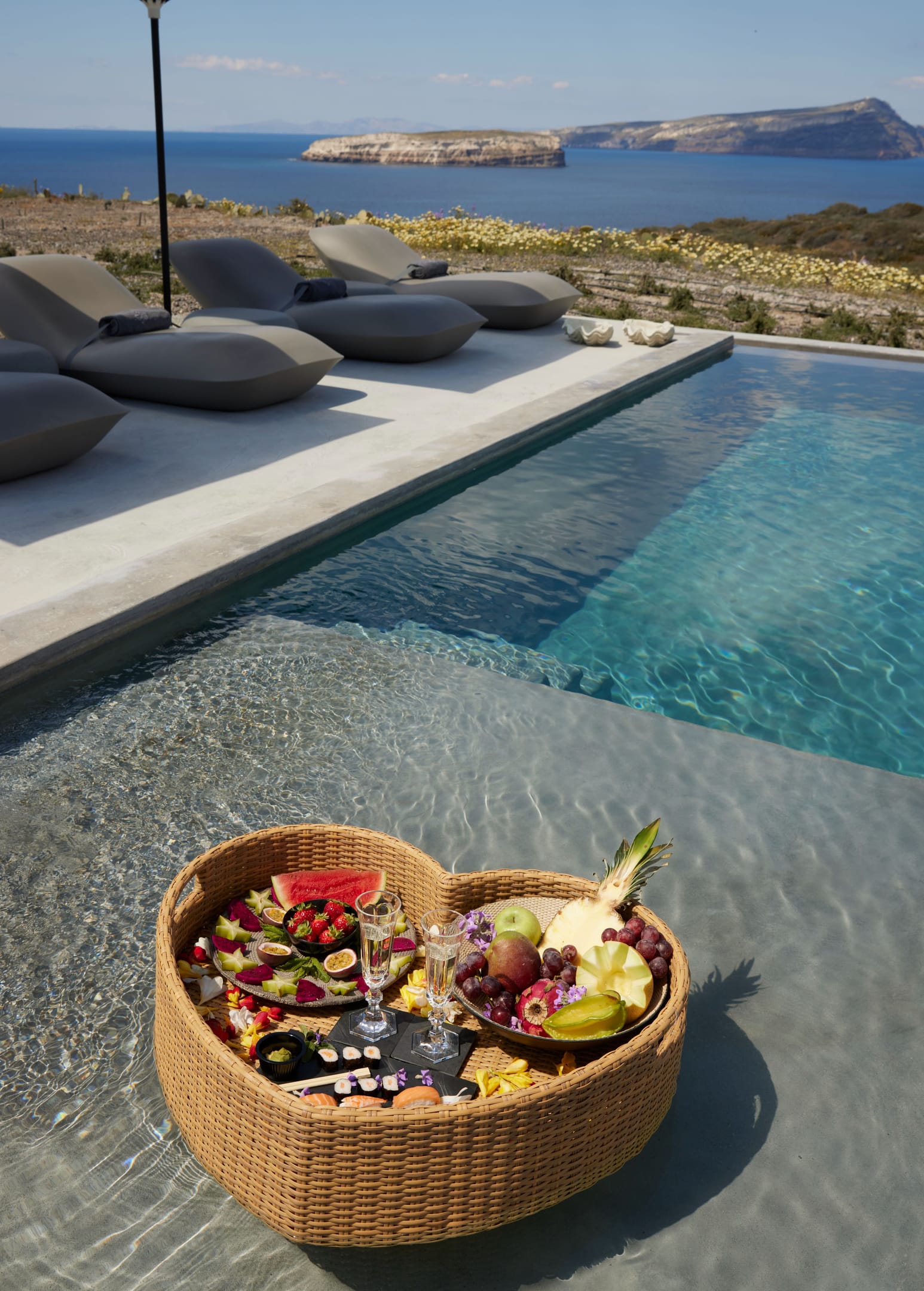 Absolute Paradise Santorini