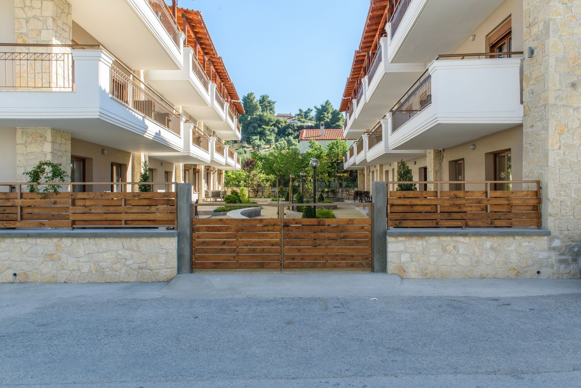 Apanemia by Flegra Hotels