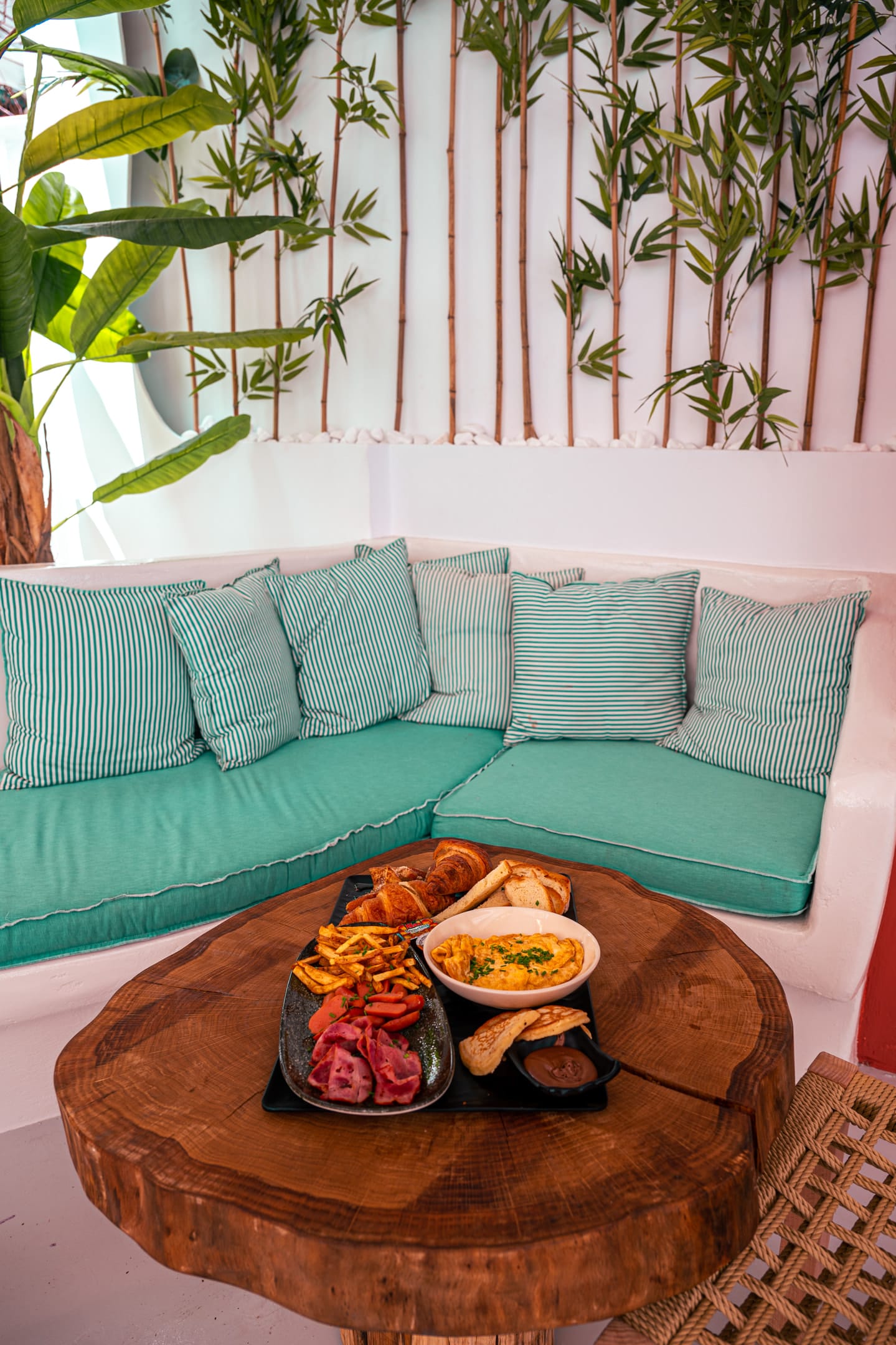 Arco Naxos Luxury Apartments