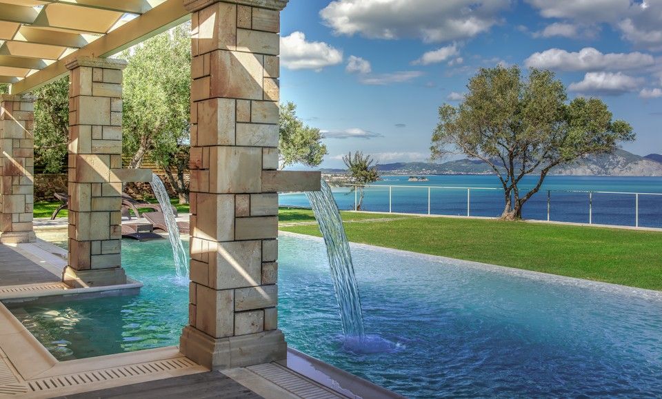 Artina Luxury Villa
