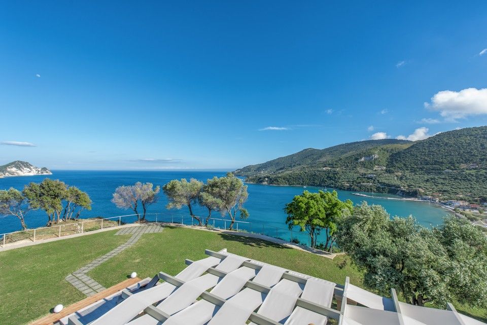 Artina Luxury Villa