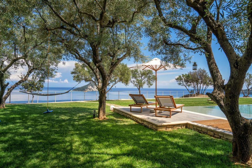 Artina Luxury Villa