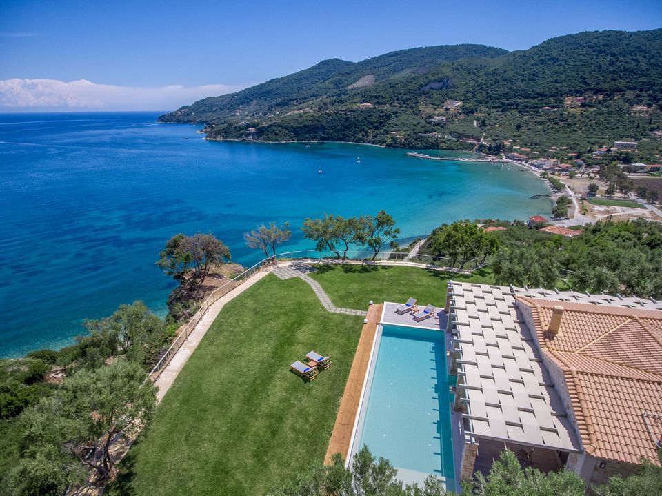 Artina Luxury Villa