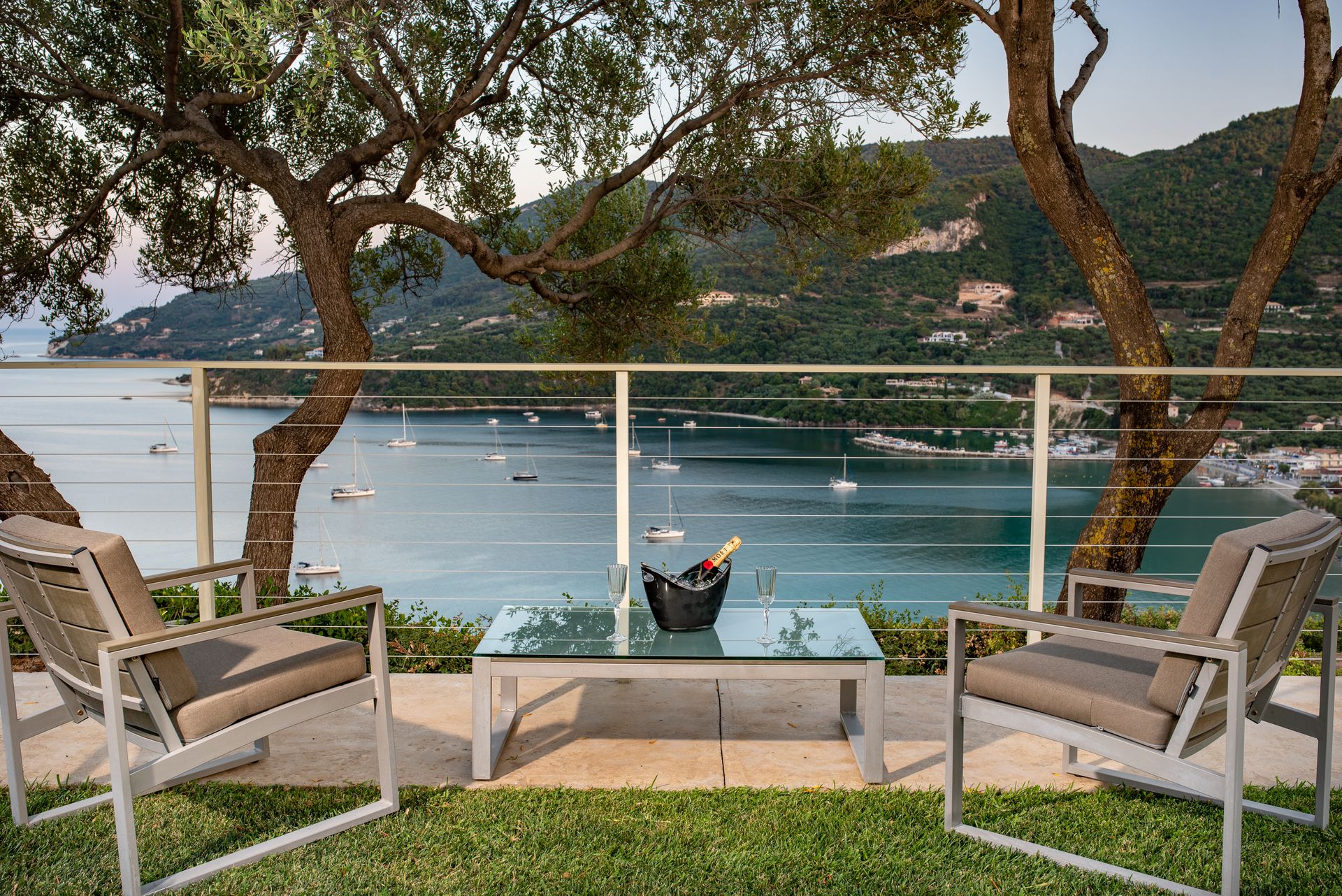 Artina Luxury Villa