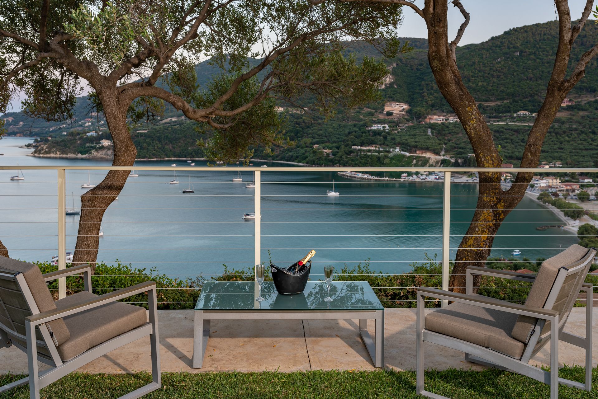 Artina Luxury Villa