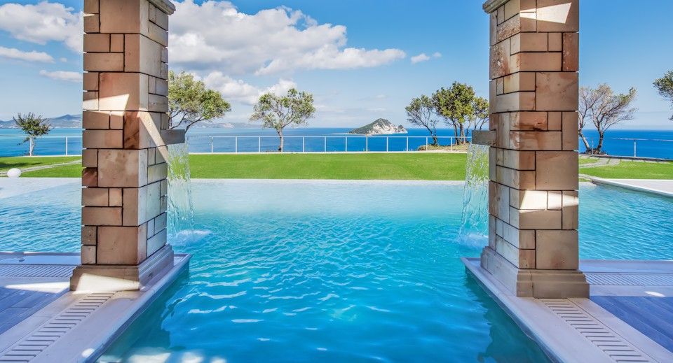 Artina Luxury Villa