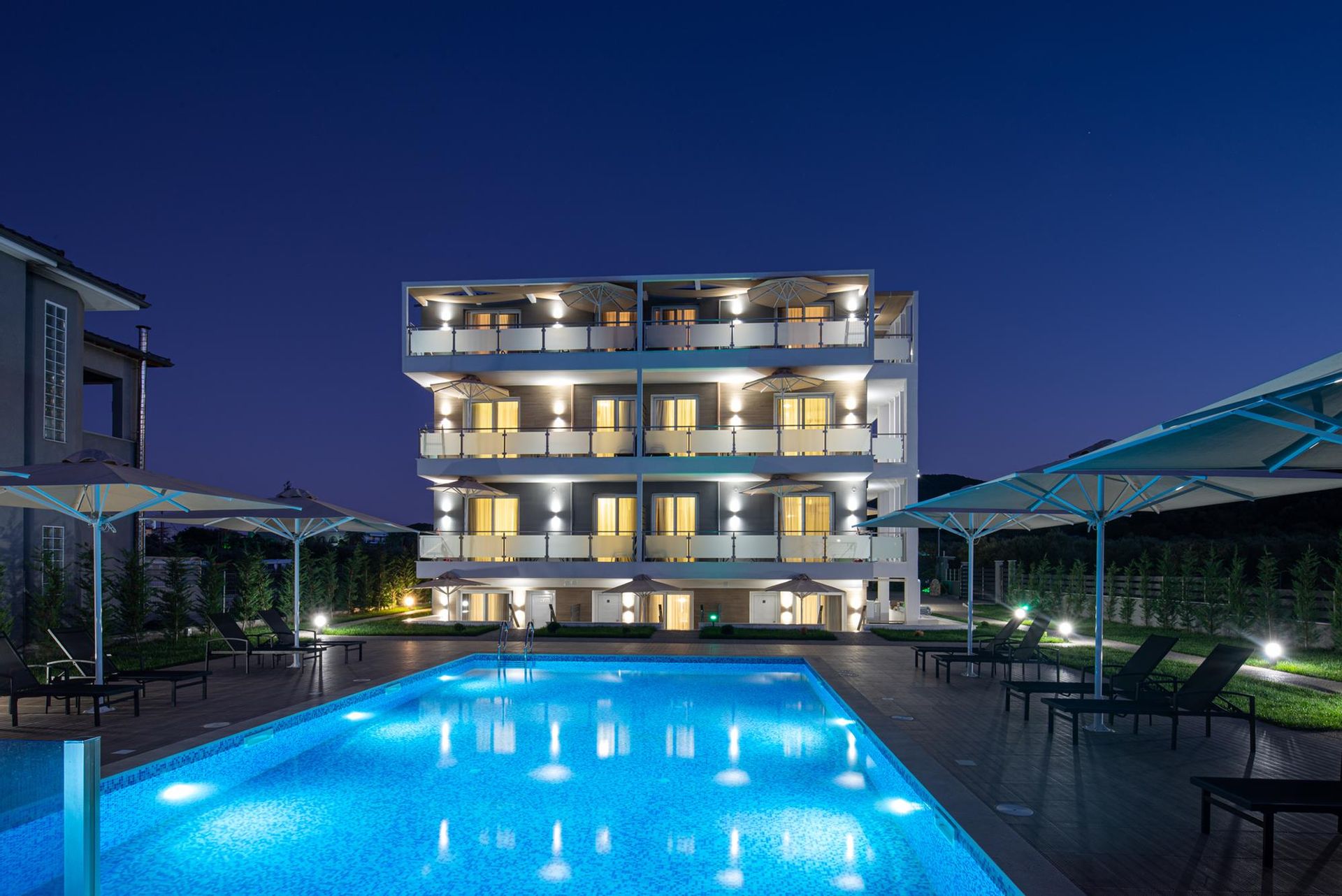Astra Sarti Luxury Suites