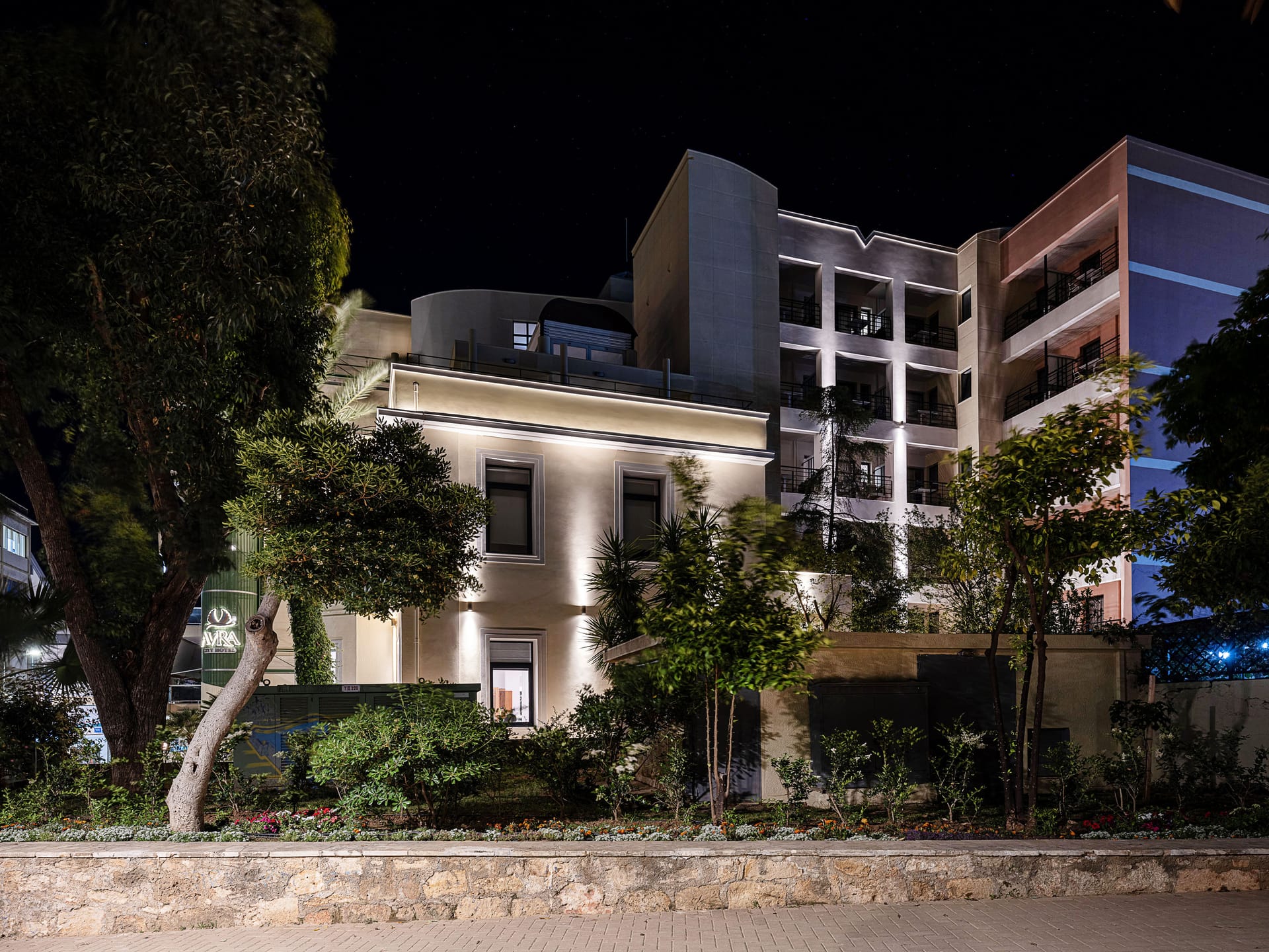 Avra City Hotel