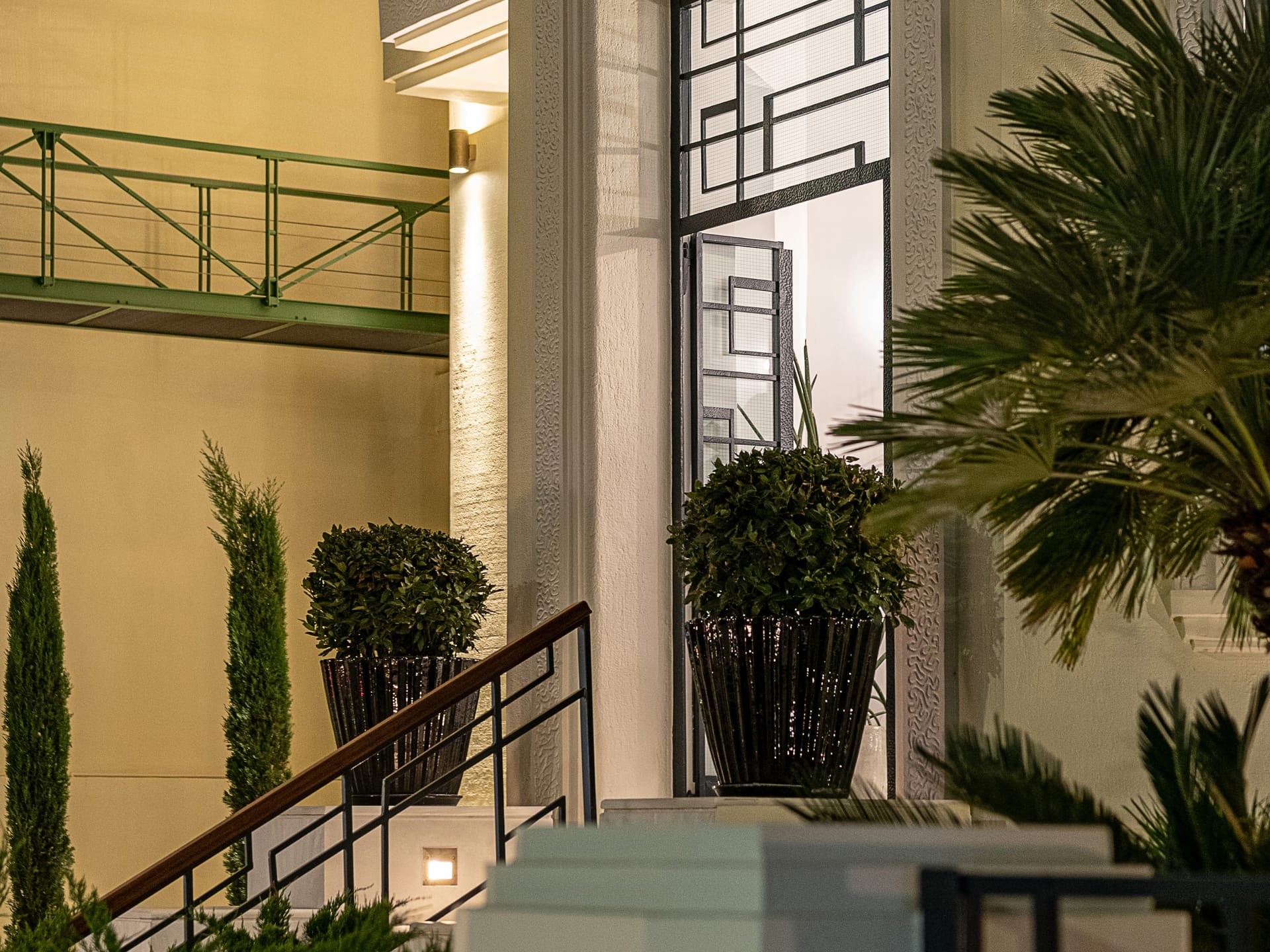 Avra City Hotel