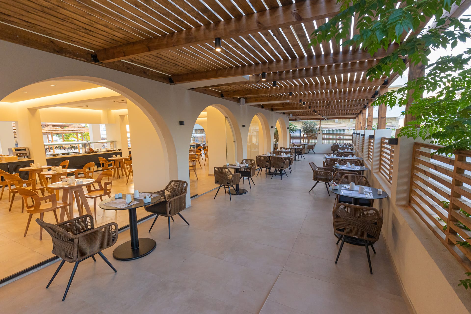 Cabana Blu Hotel & Suites