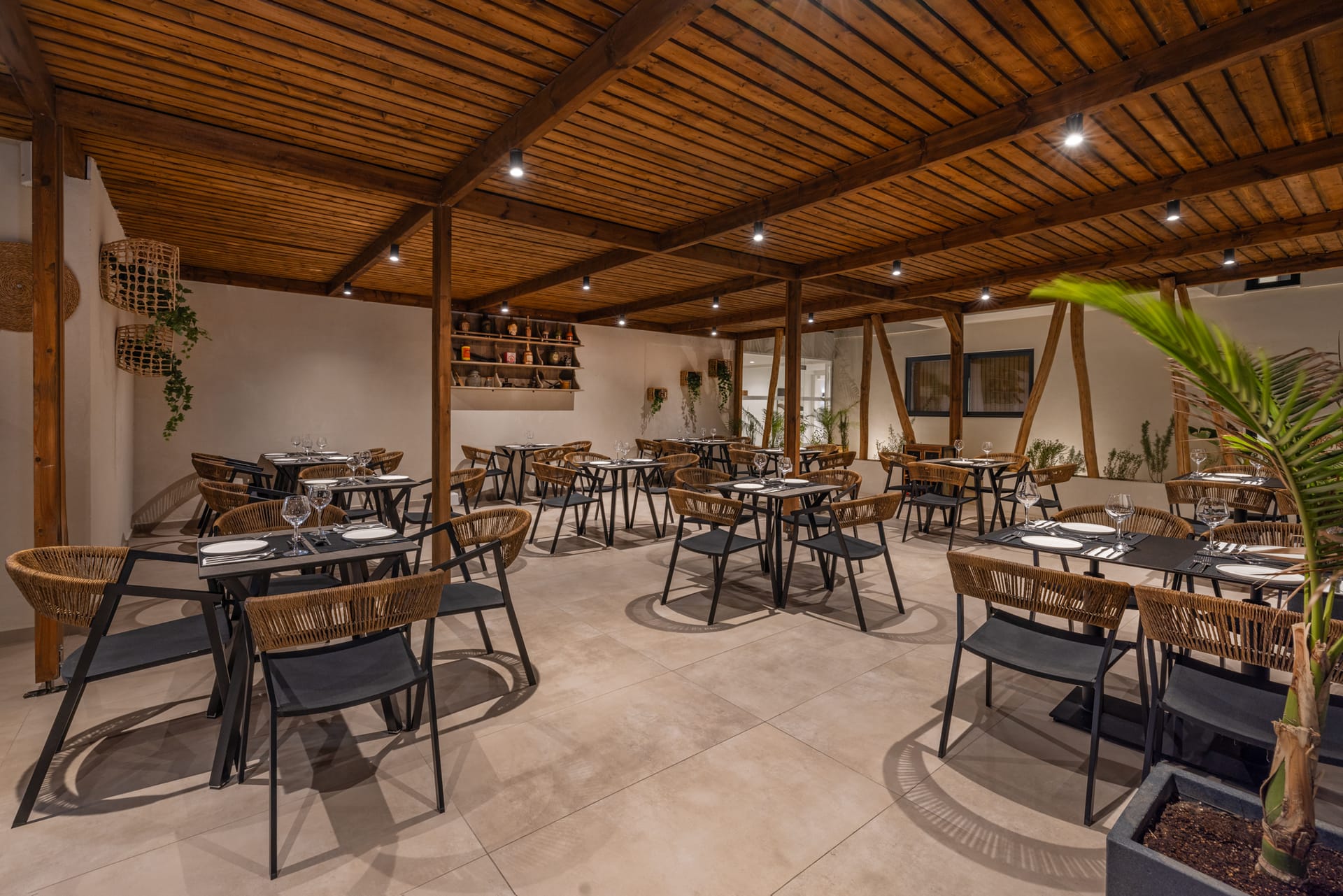 Cabana Blu Lifestyle Boutique Hotel & Suites