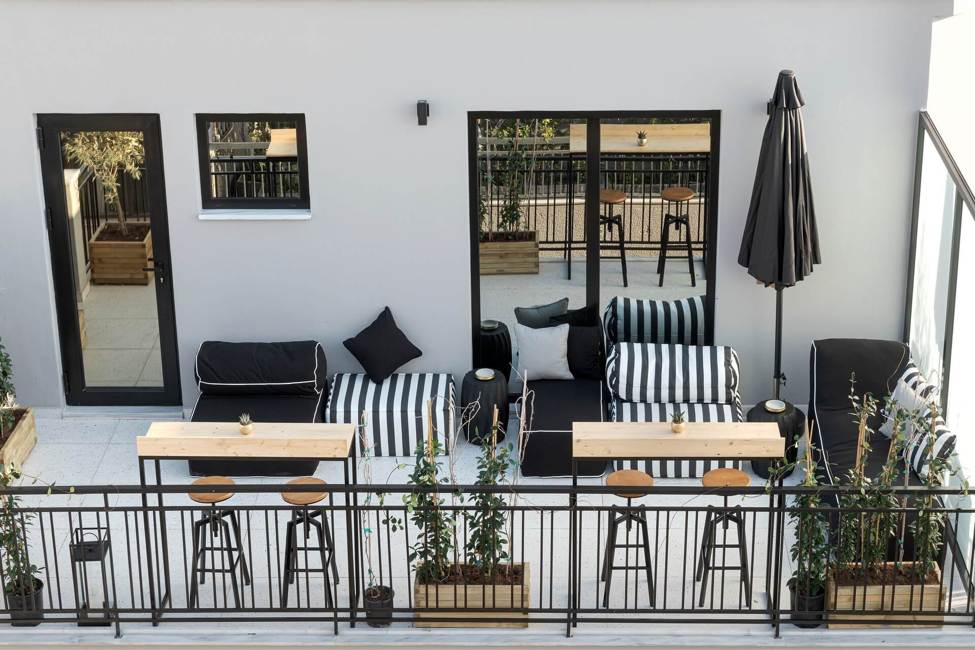 Clyde Athens by Nin&Bau