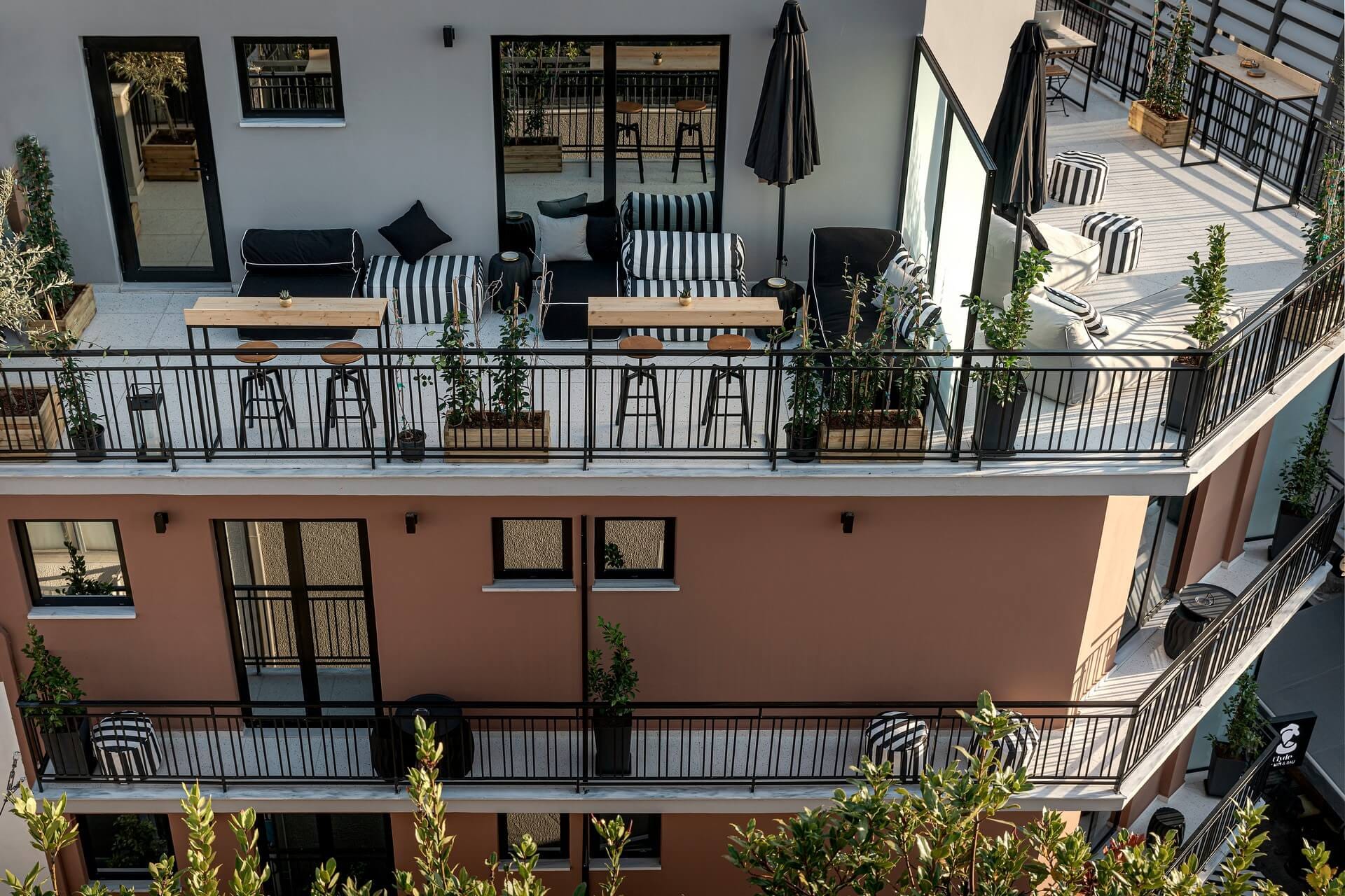 Clyde Athens by Nin&Bau