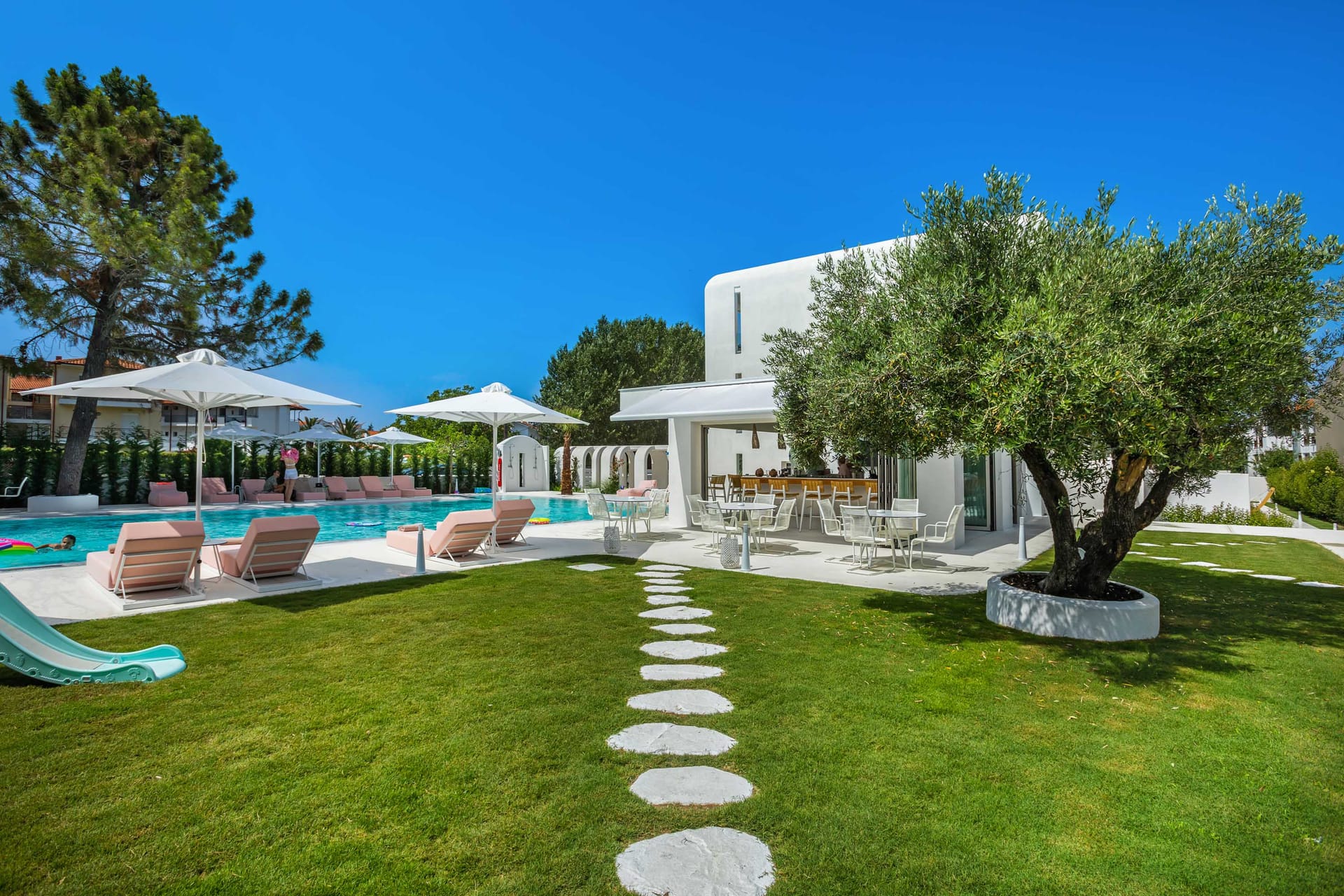 Cocoons Luxury Suites & Villas