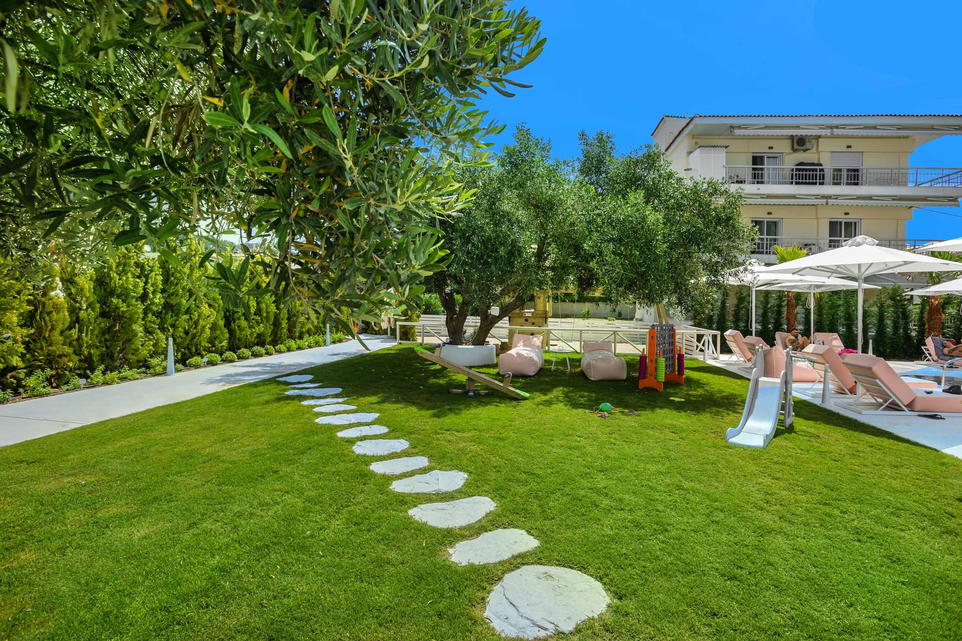 Cocoons Luxury Suites & Villas