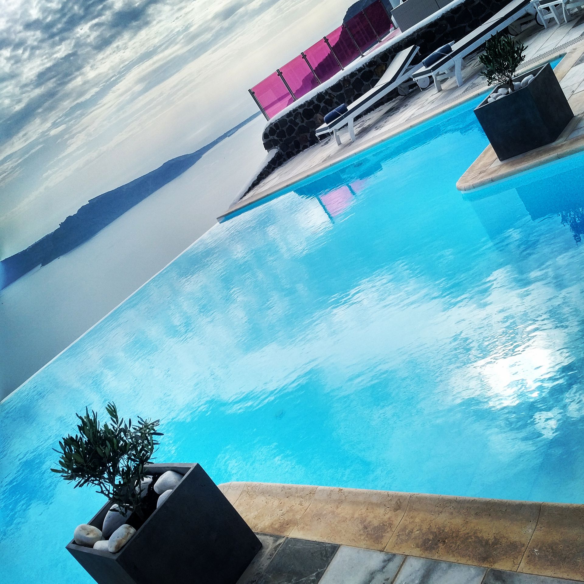 CSky Hotel Santorini