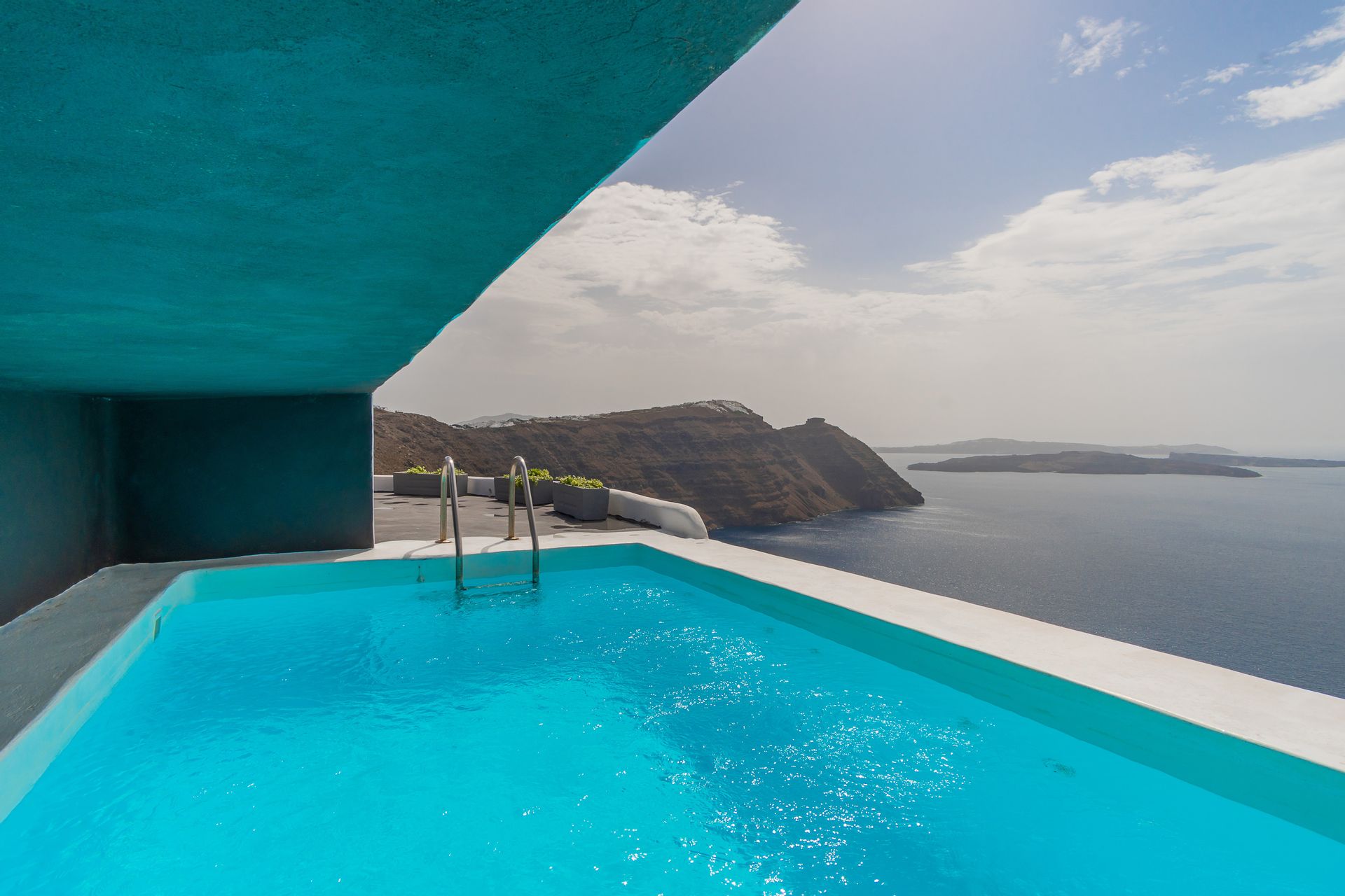 CSky Hotel Santorini