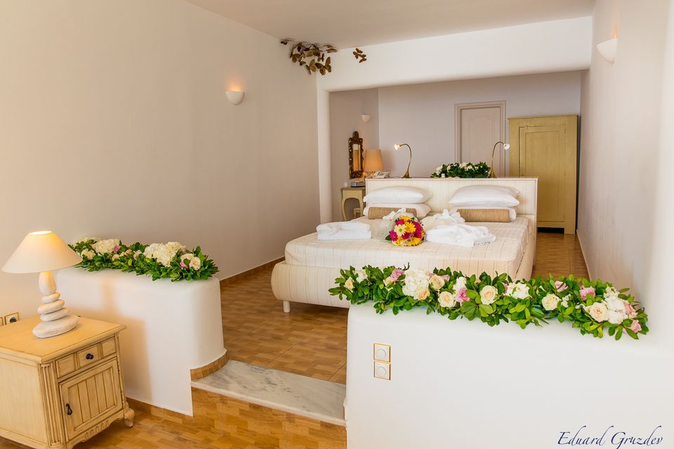 CSky Hotel Santorini