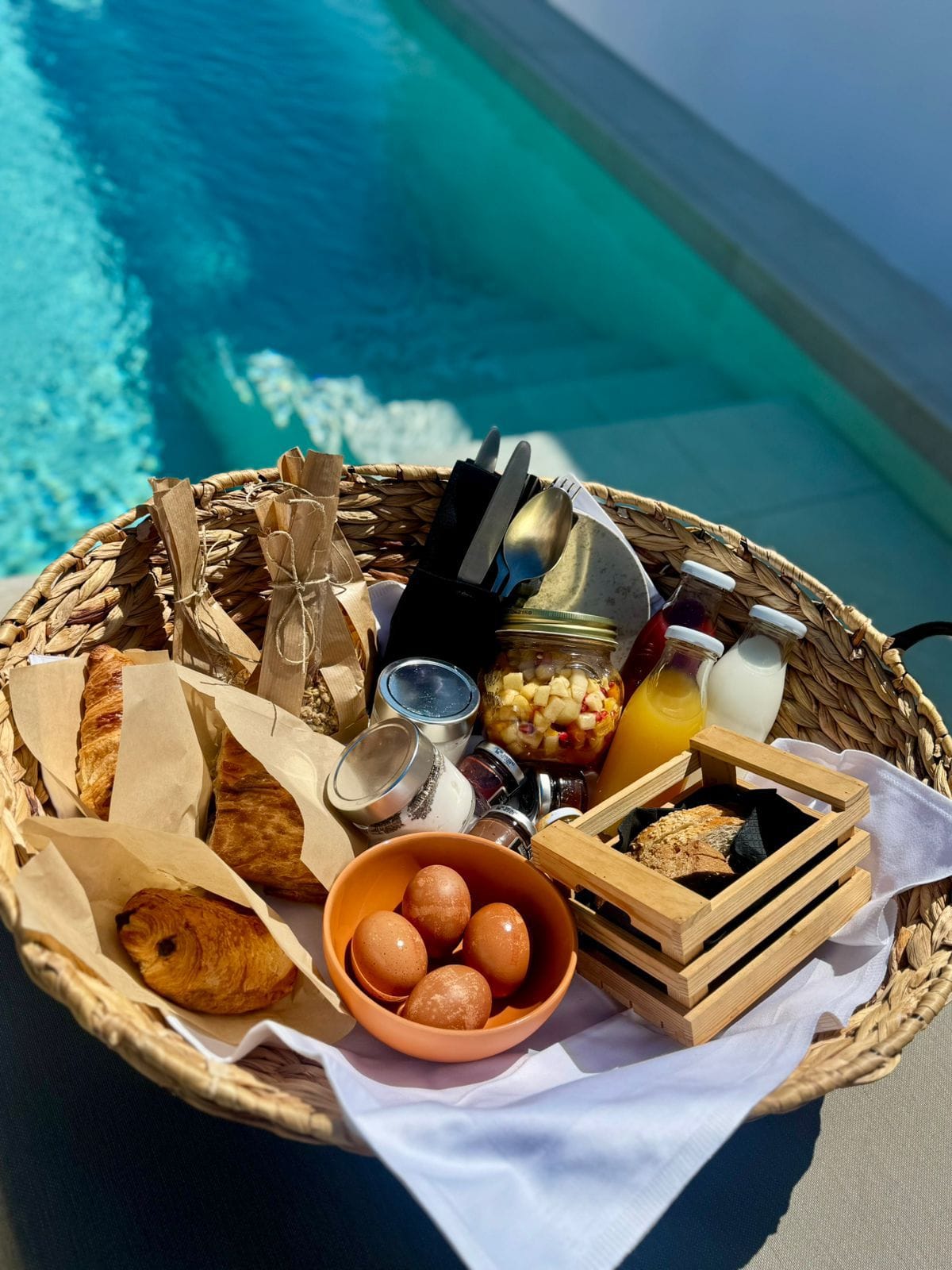 Ezio Bo Luxury Living