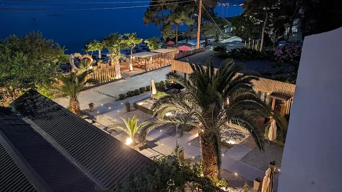 Beach Hotel Kapahi