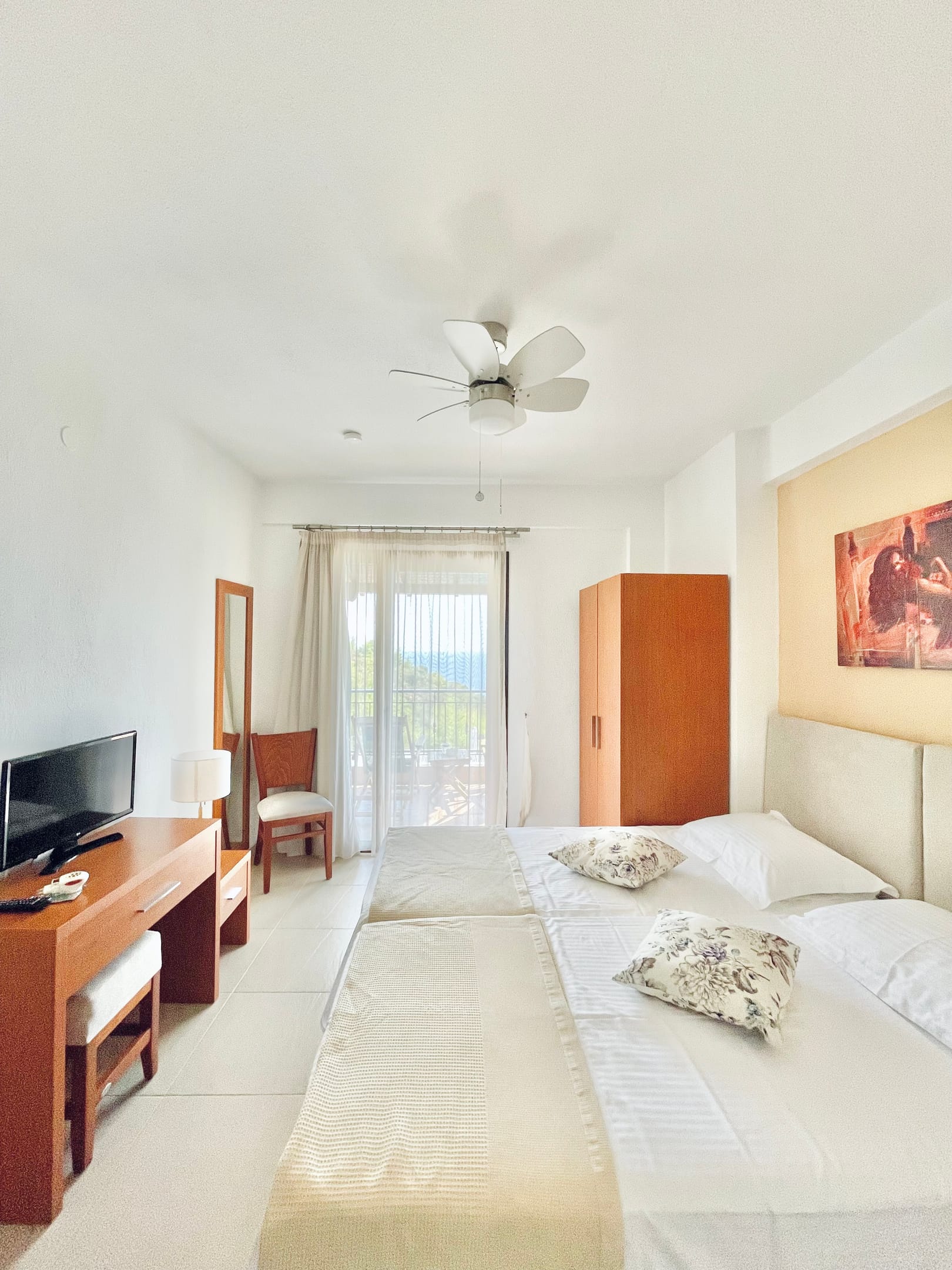Koumaros ApartHotel Halkidiki