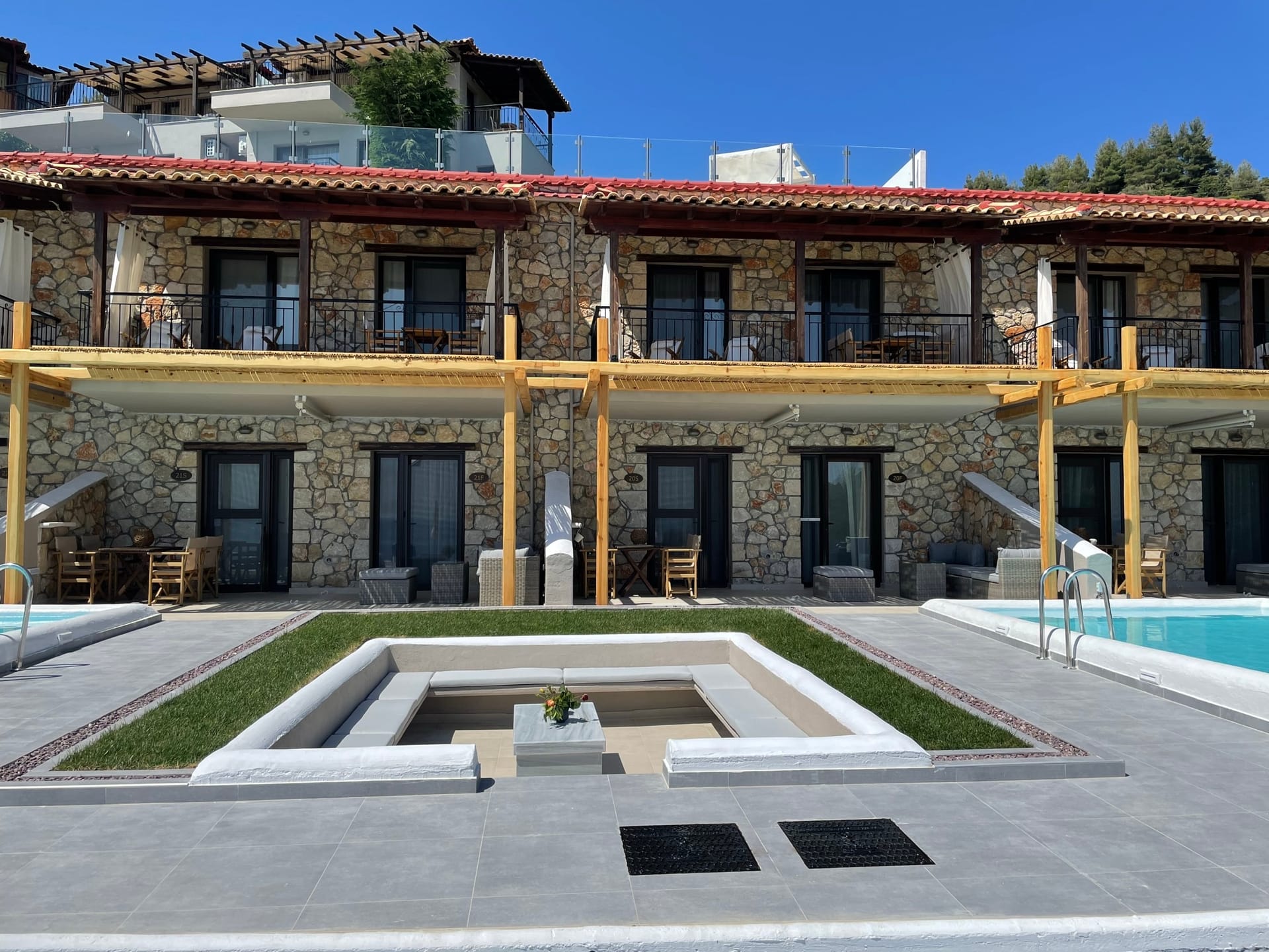 Koumaros ApartHotel Halkidiki