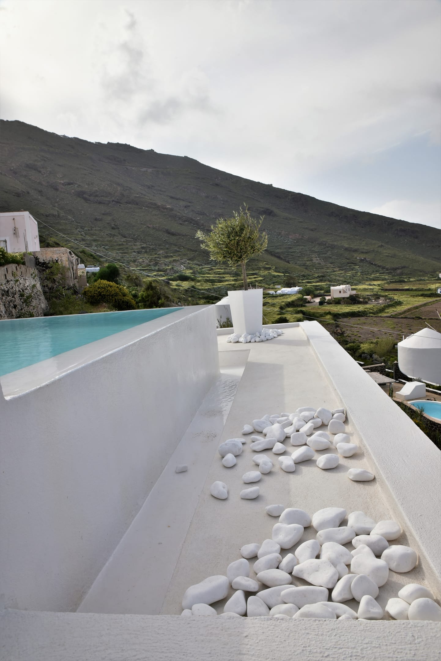 Horizon Mills Villas and Suites Santorini