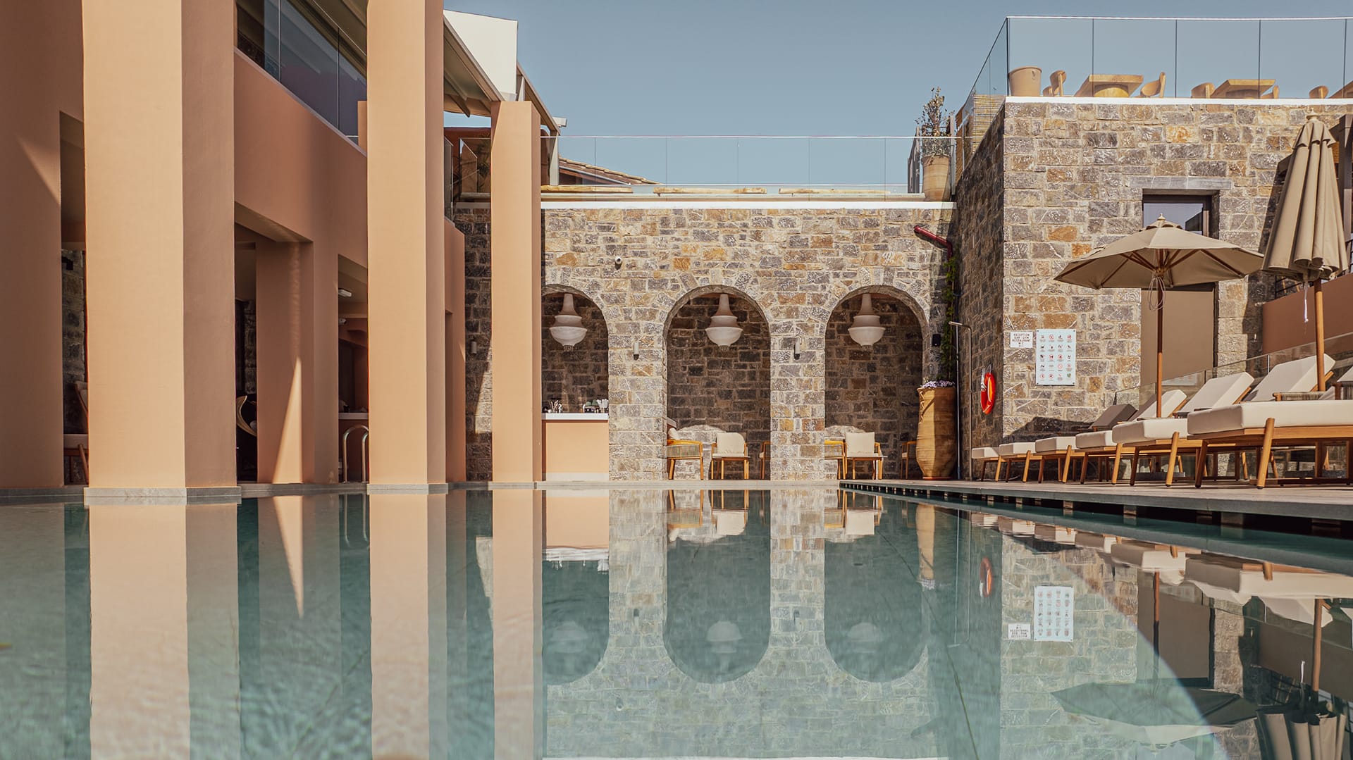 Volta Seaside Boutique Hotel