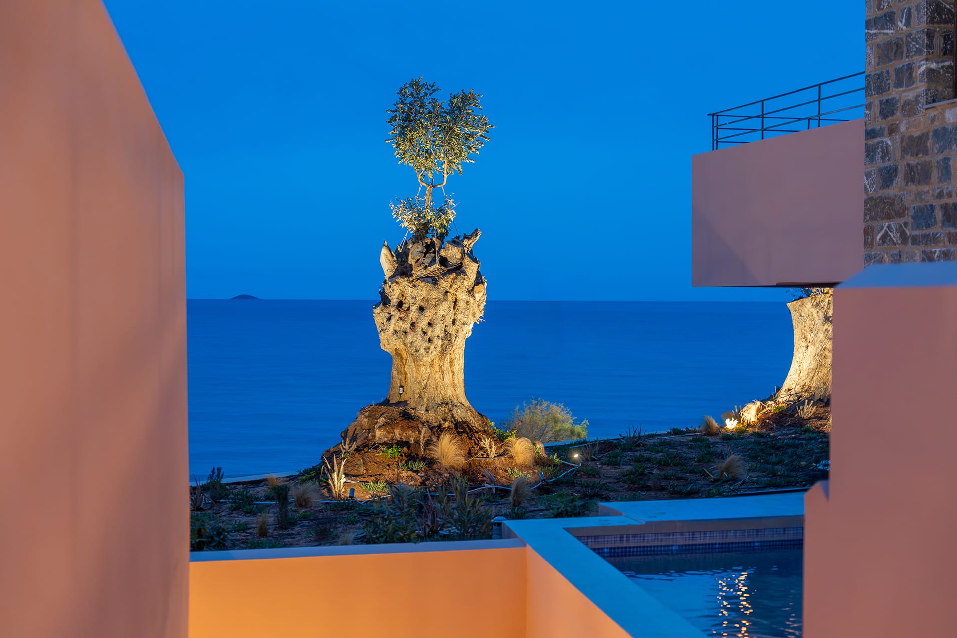 Volta Seaside Boutique Hotel