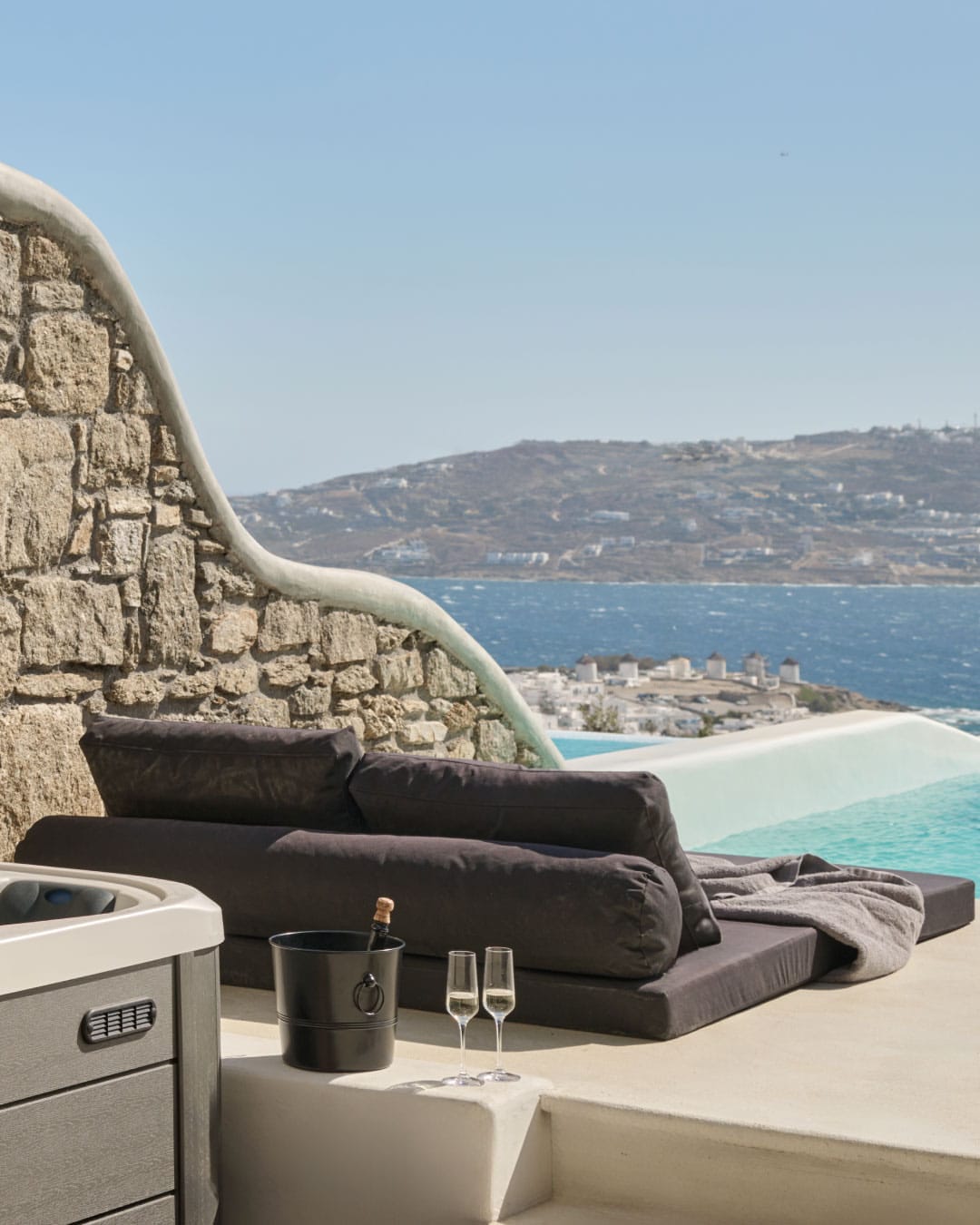 Olvos Mykonos