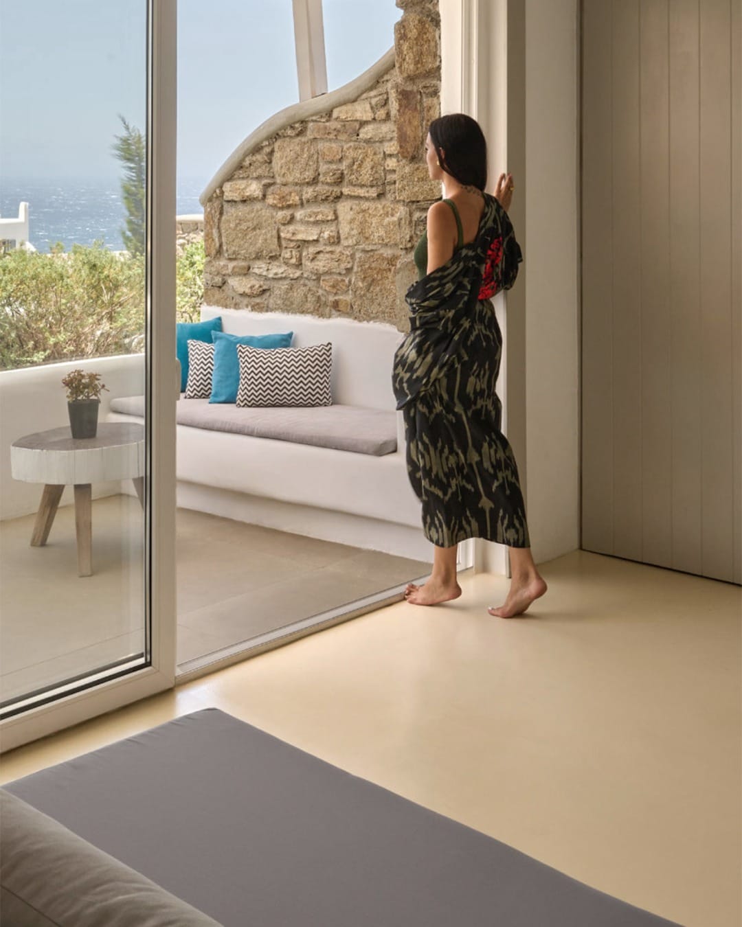 Olvos Mykonos