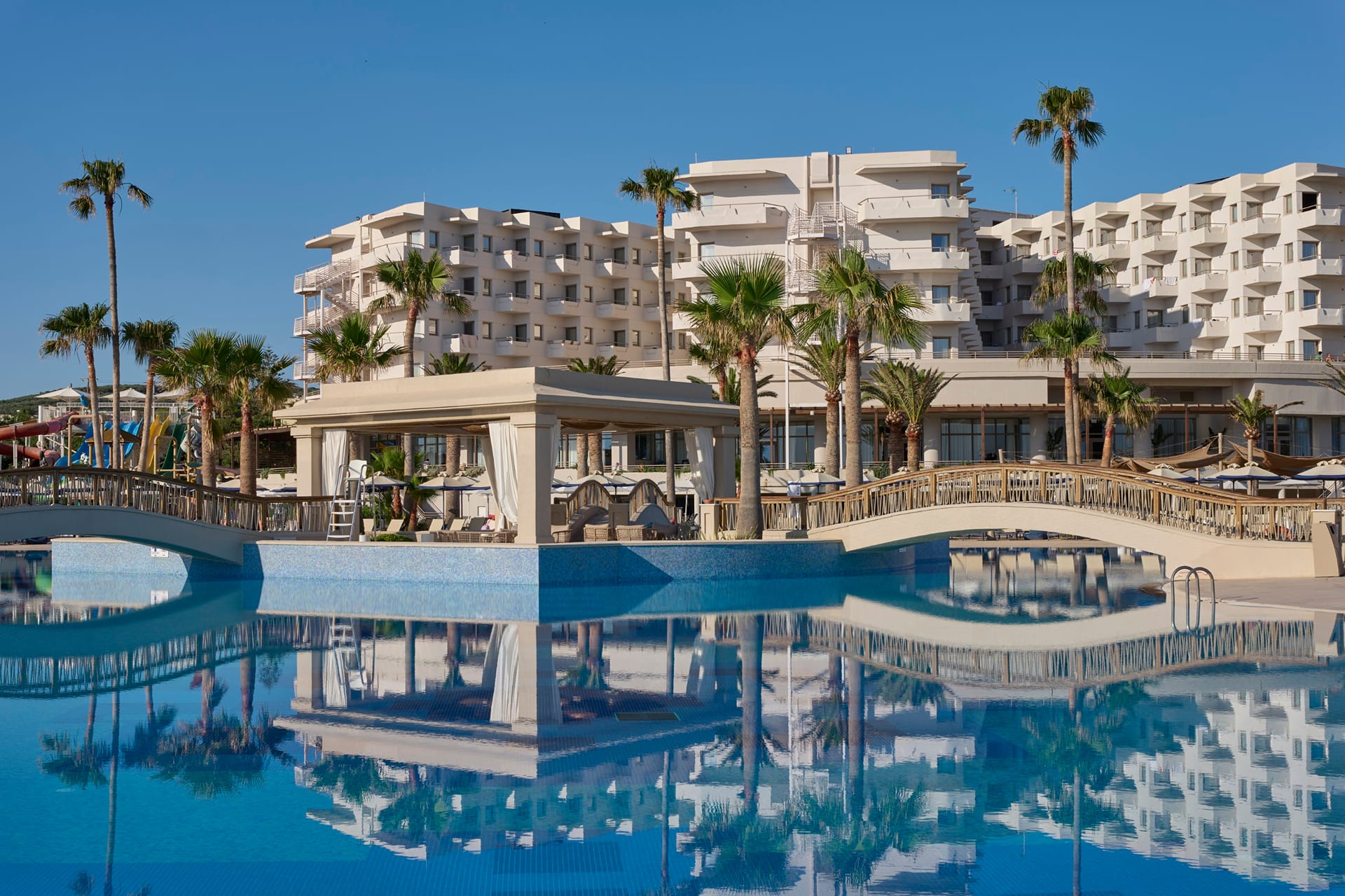 Atlantica Ocean Beach Resort