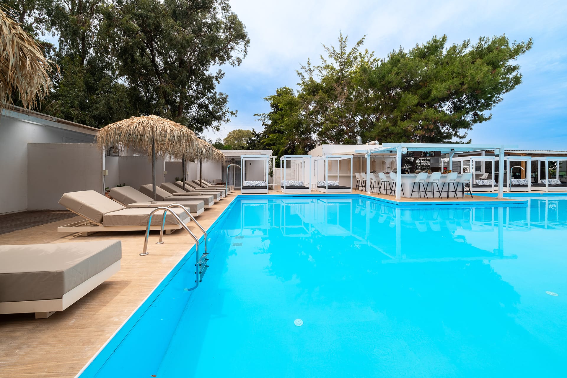 Bamboo Suites | Adults Only