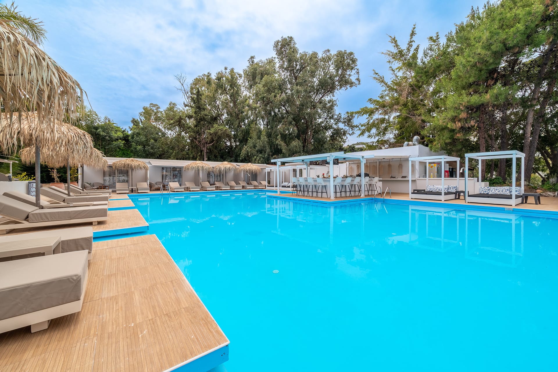 Bamboo Suites | Adults Only