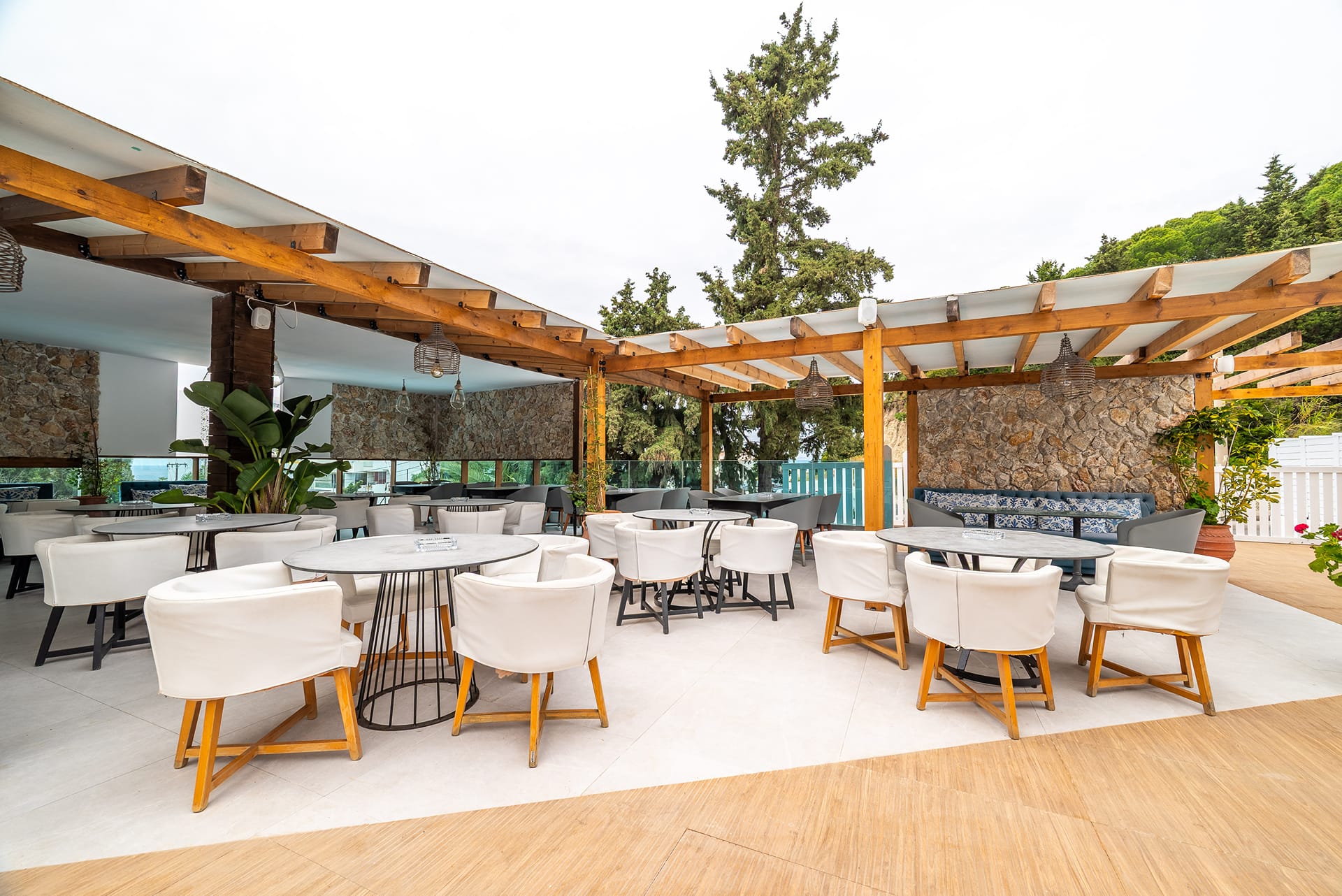 Bamboo Suites | Adults Only