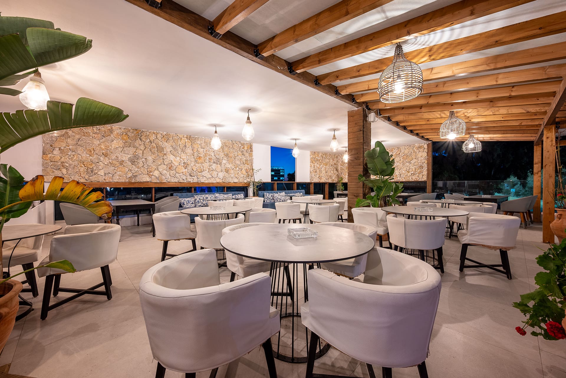 Bamboo Suites | Adults Only