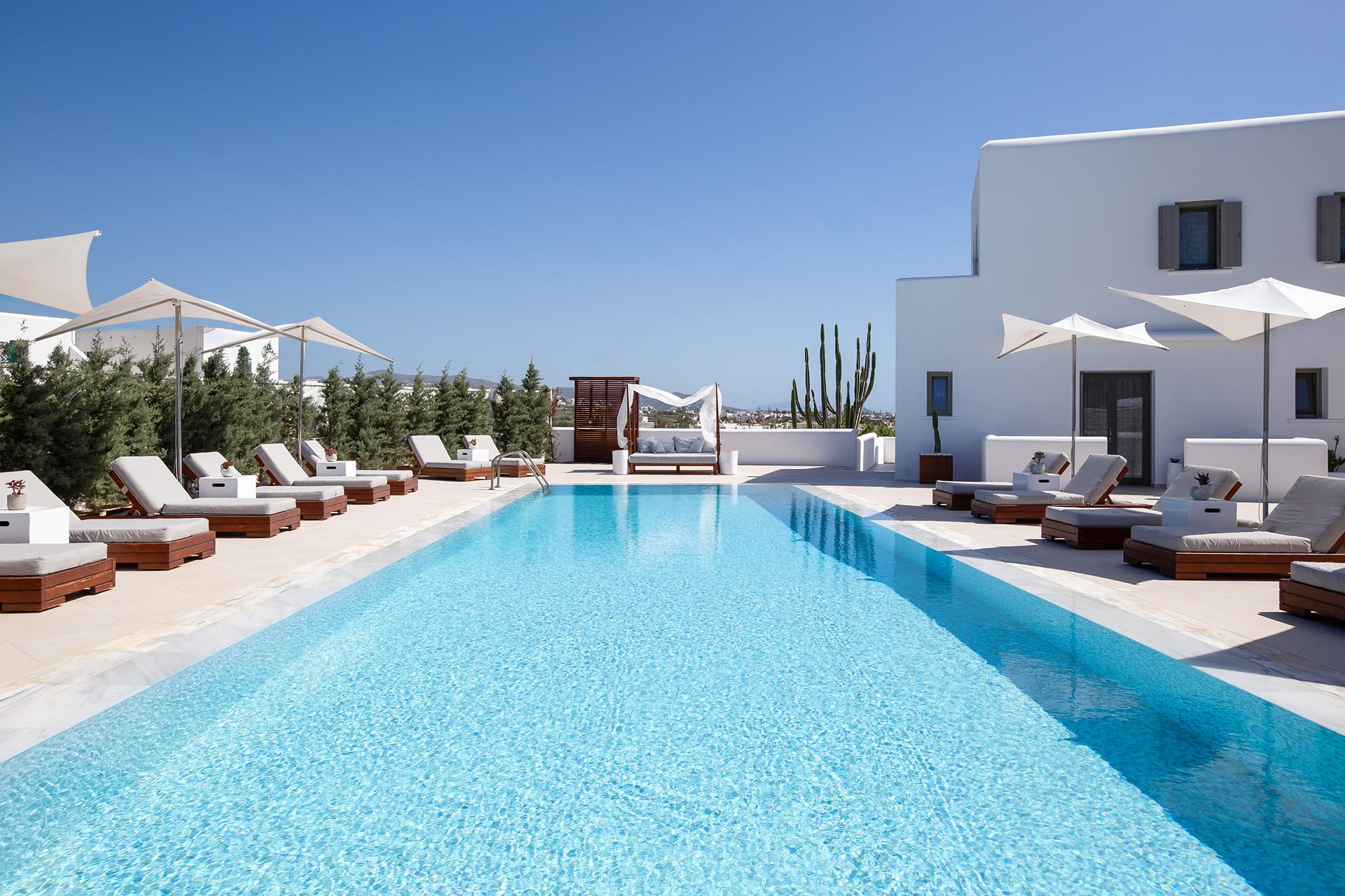 18 Grapes Hotel Naxos