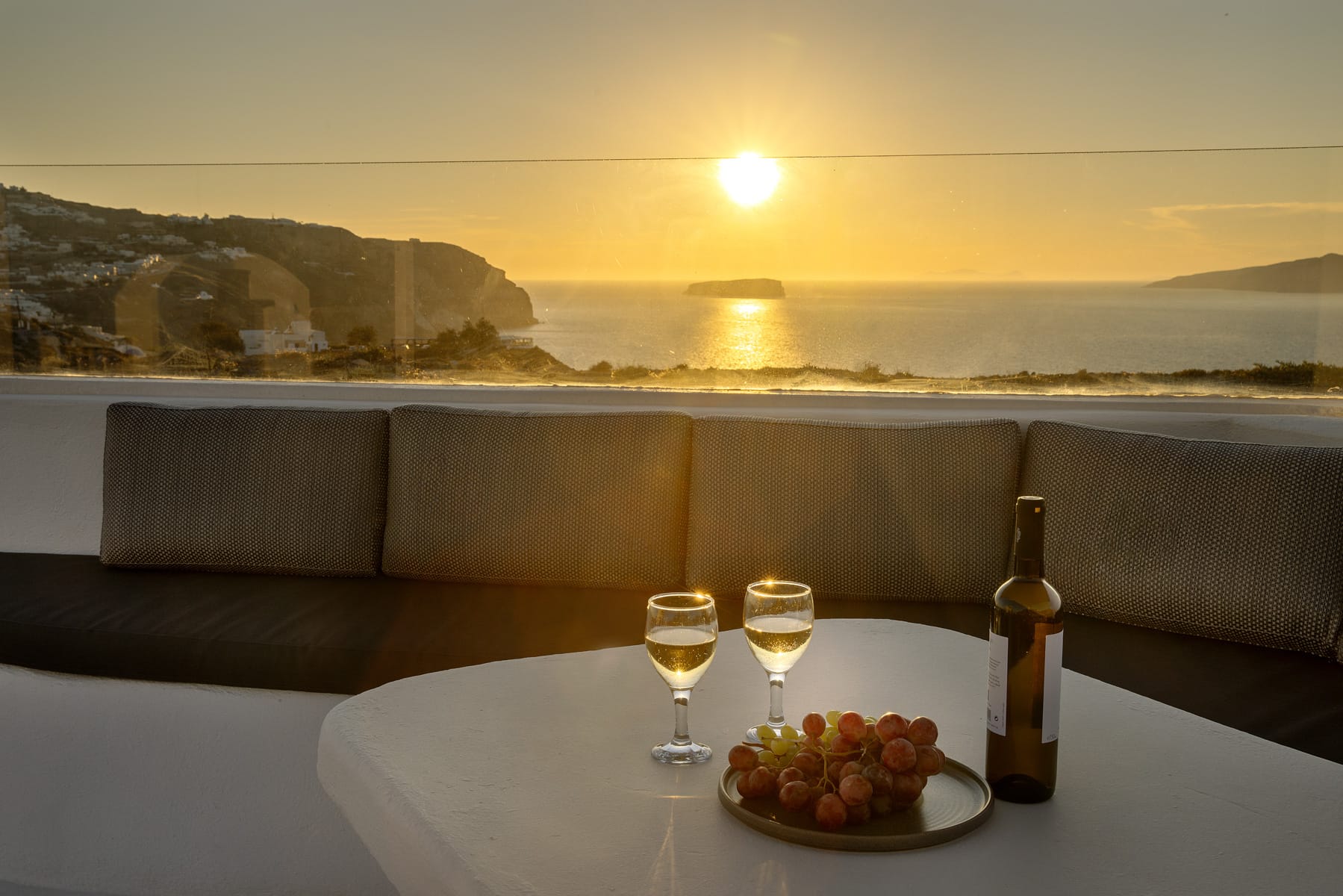 Hemera Holiday Home Villa on Santorini