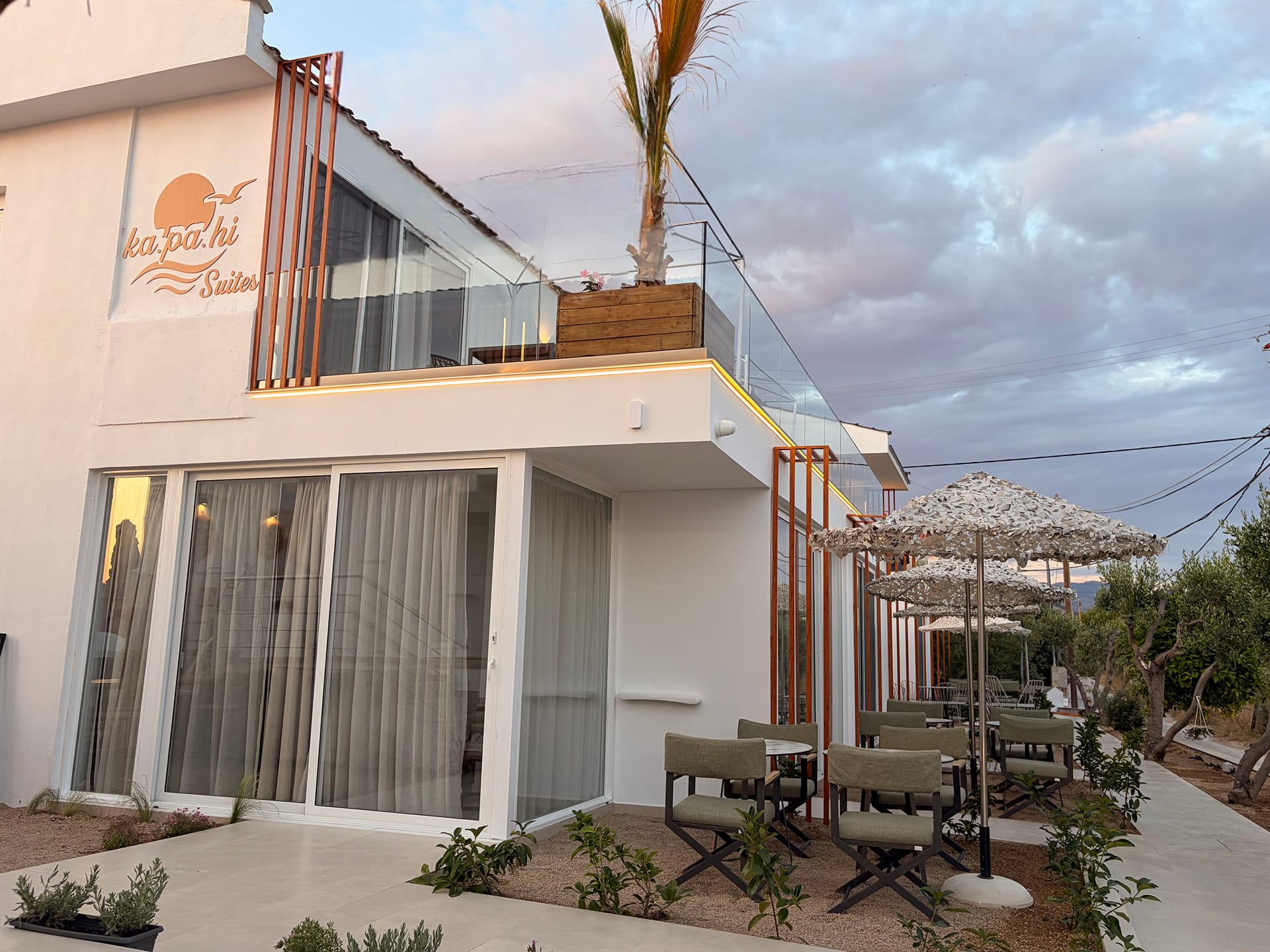 Kapahi Suites Apartments